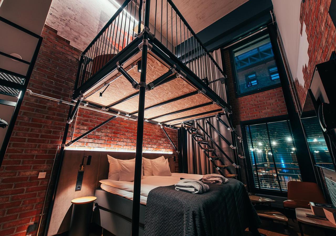 Loft 1 King bed