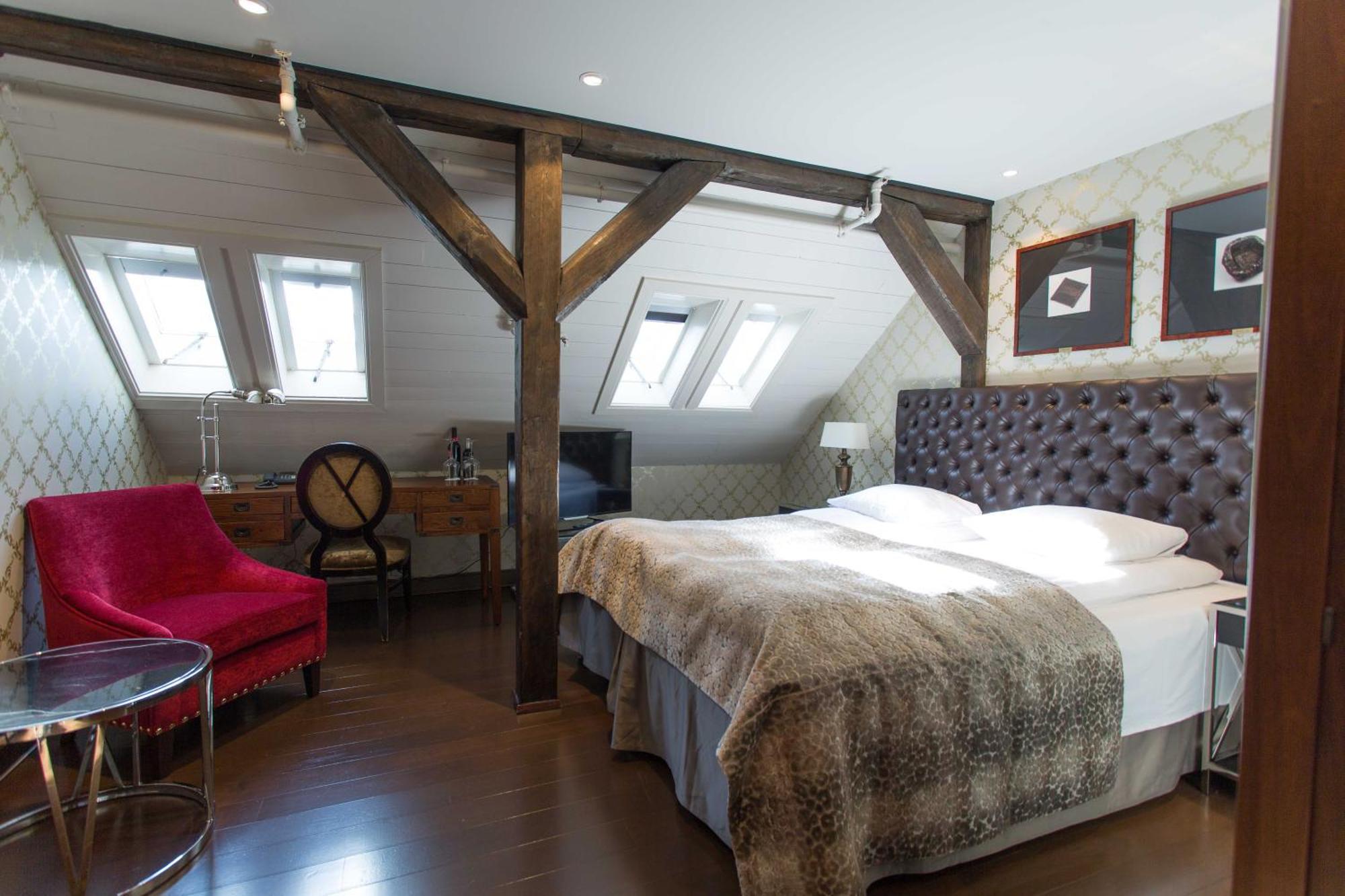 Deluxe room with pitched roof