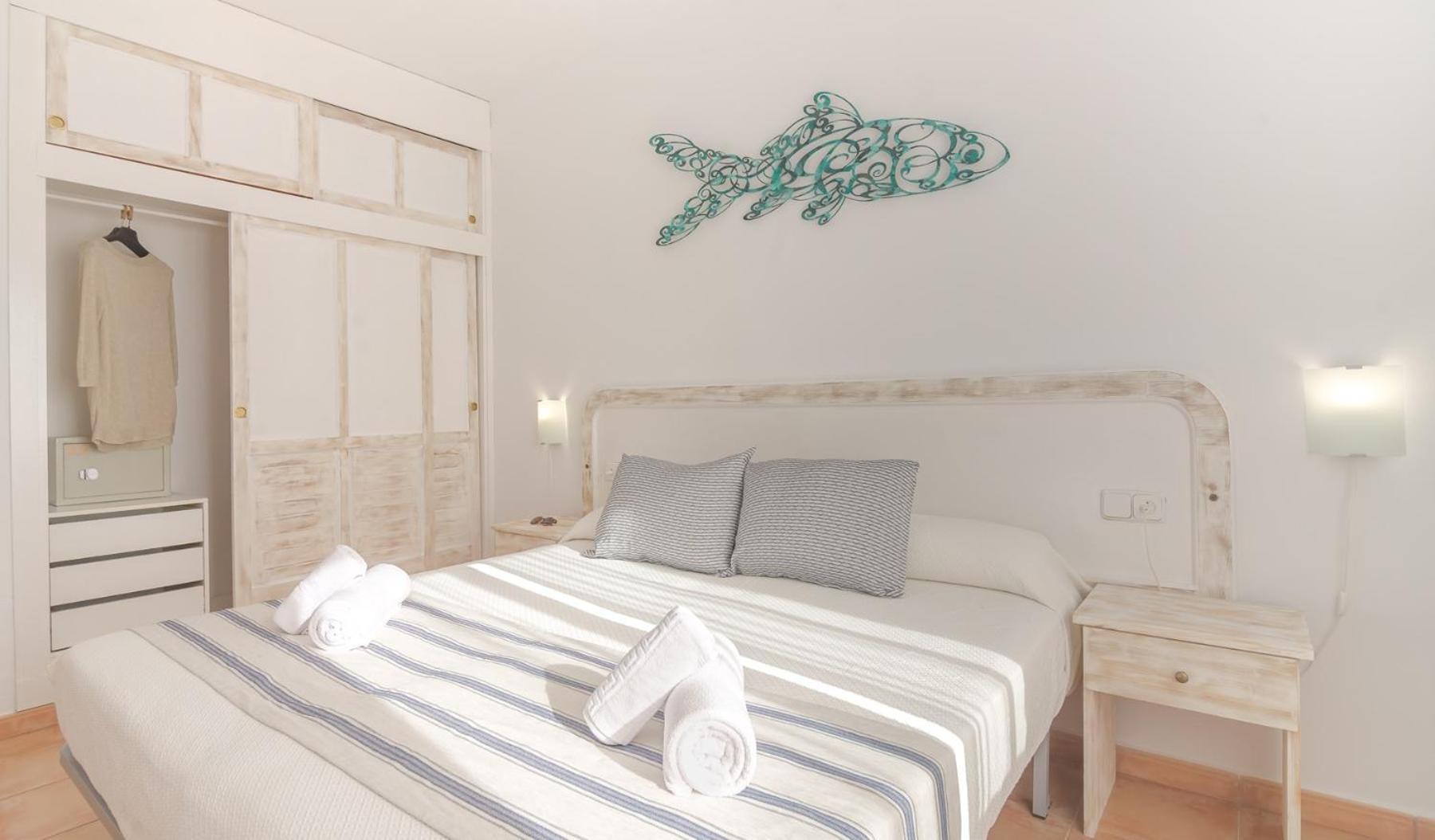 Promo One-Bedroom Apartment - Club