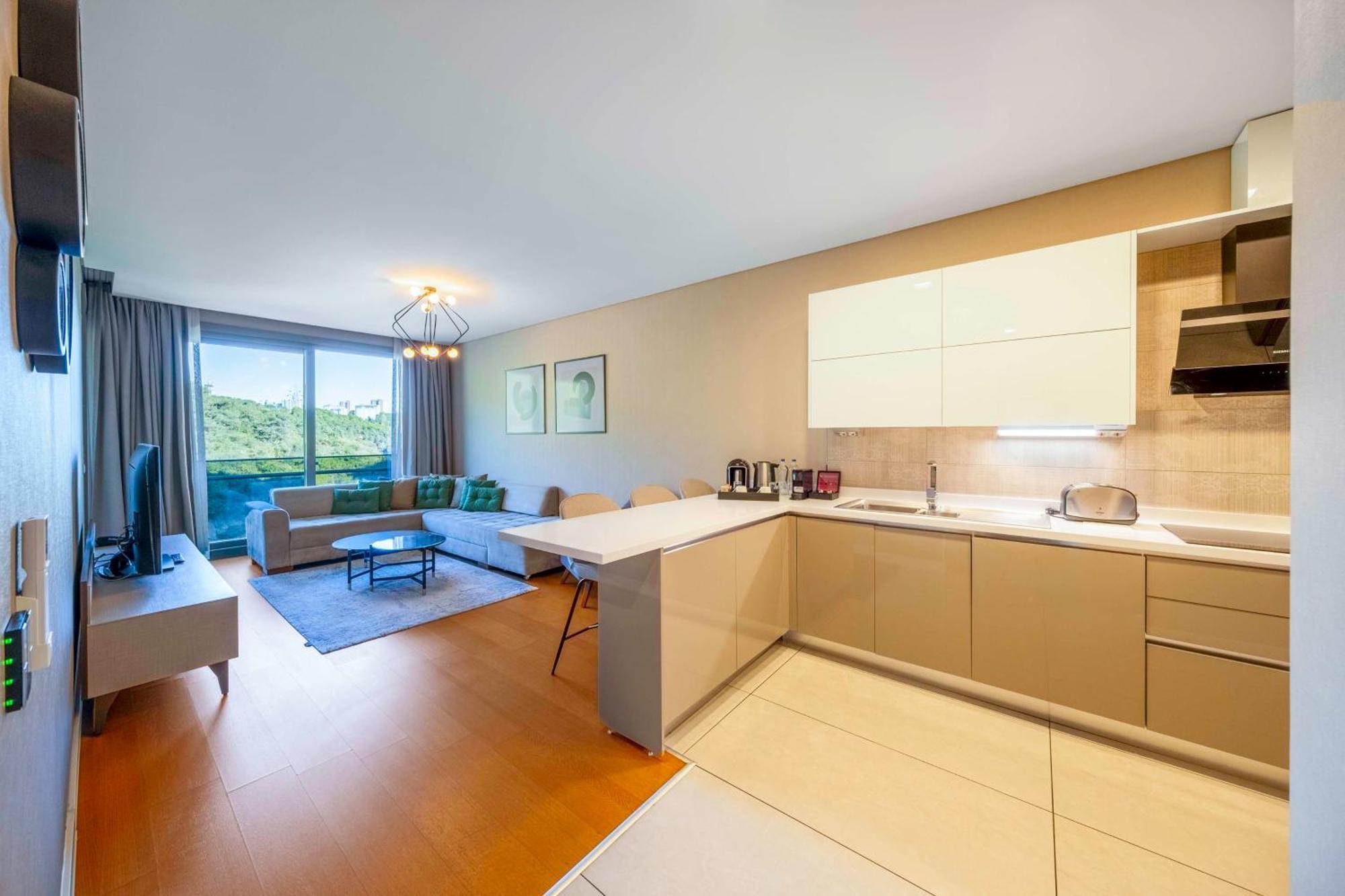 One-Bedroom Apartment