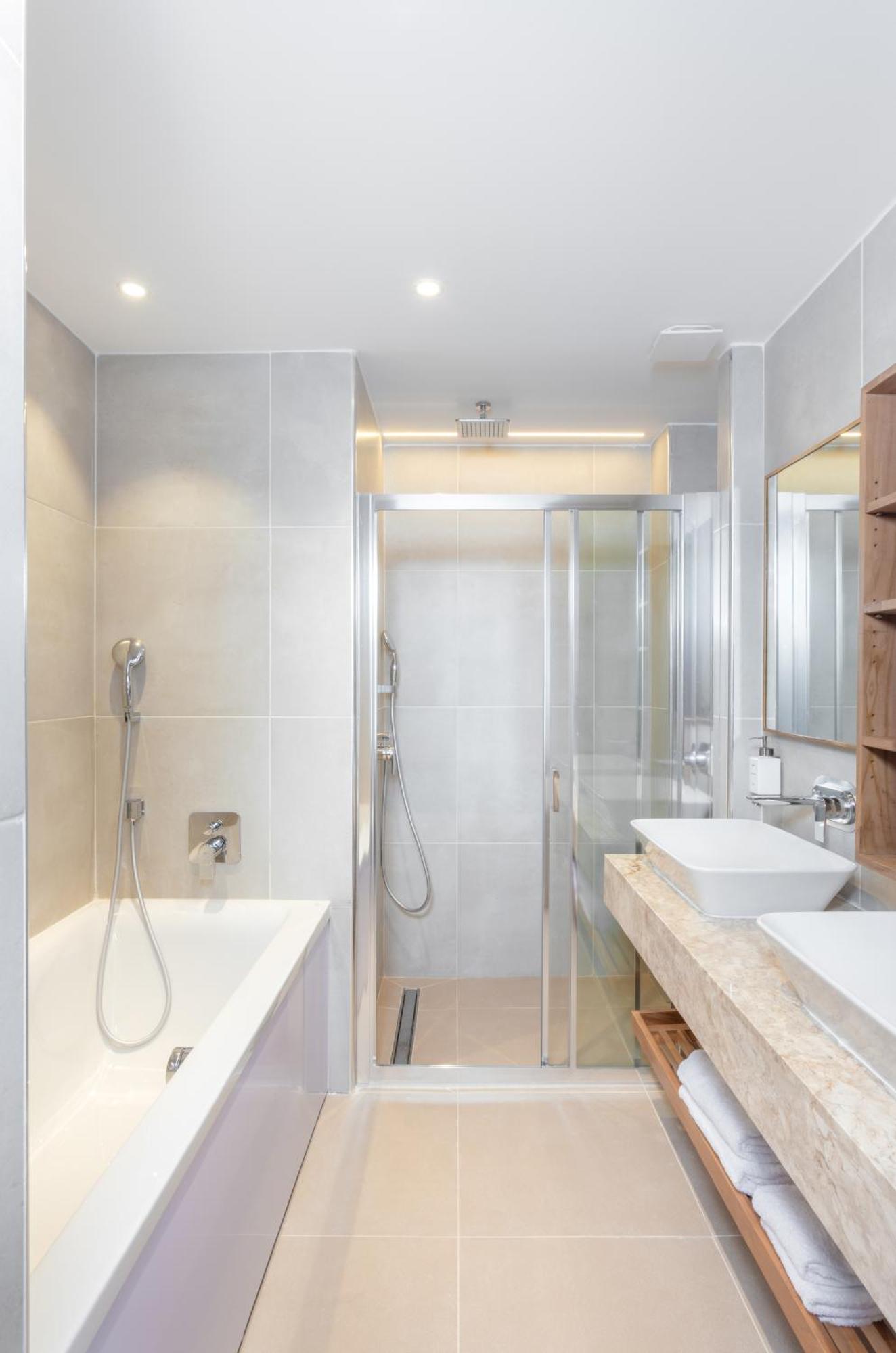 One-Bedroom Suite Terrace