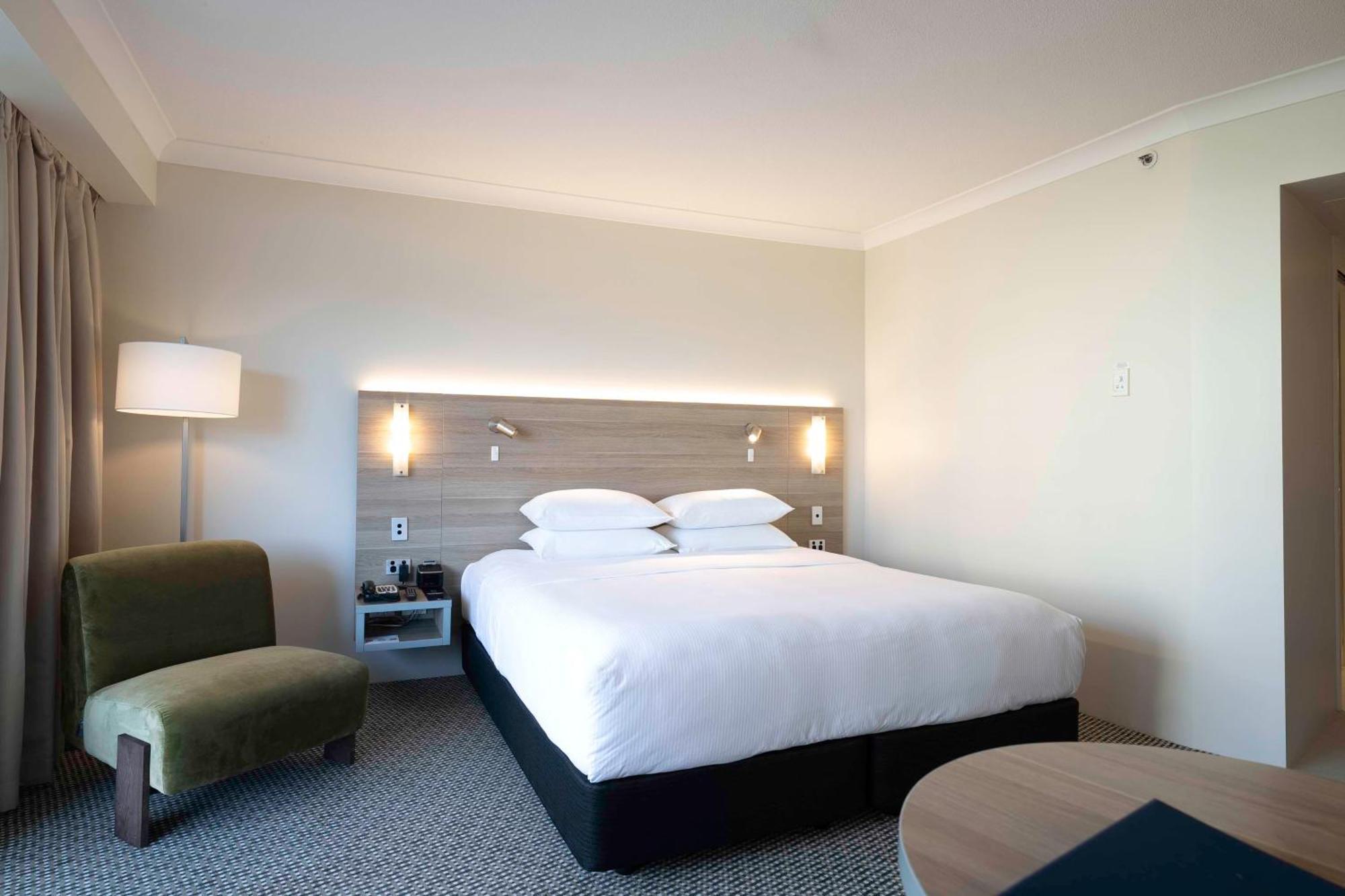 Deluxe Zimmer mit Kingsize-Bett und Bergblick