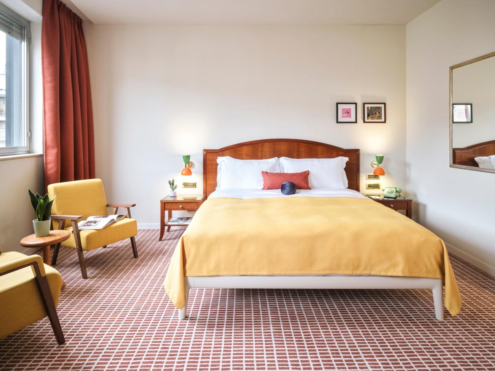 Large Double Room,1534443721:JPEG