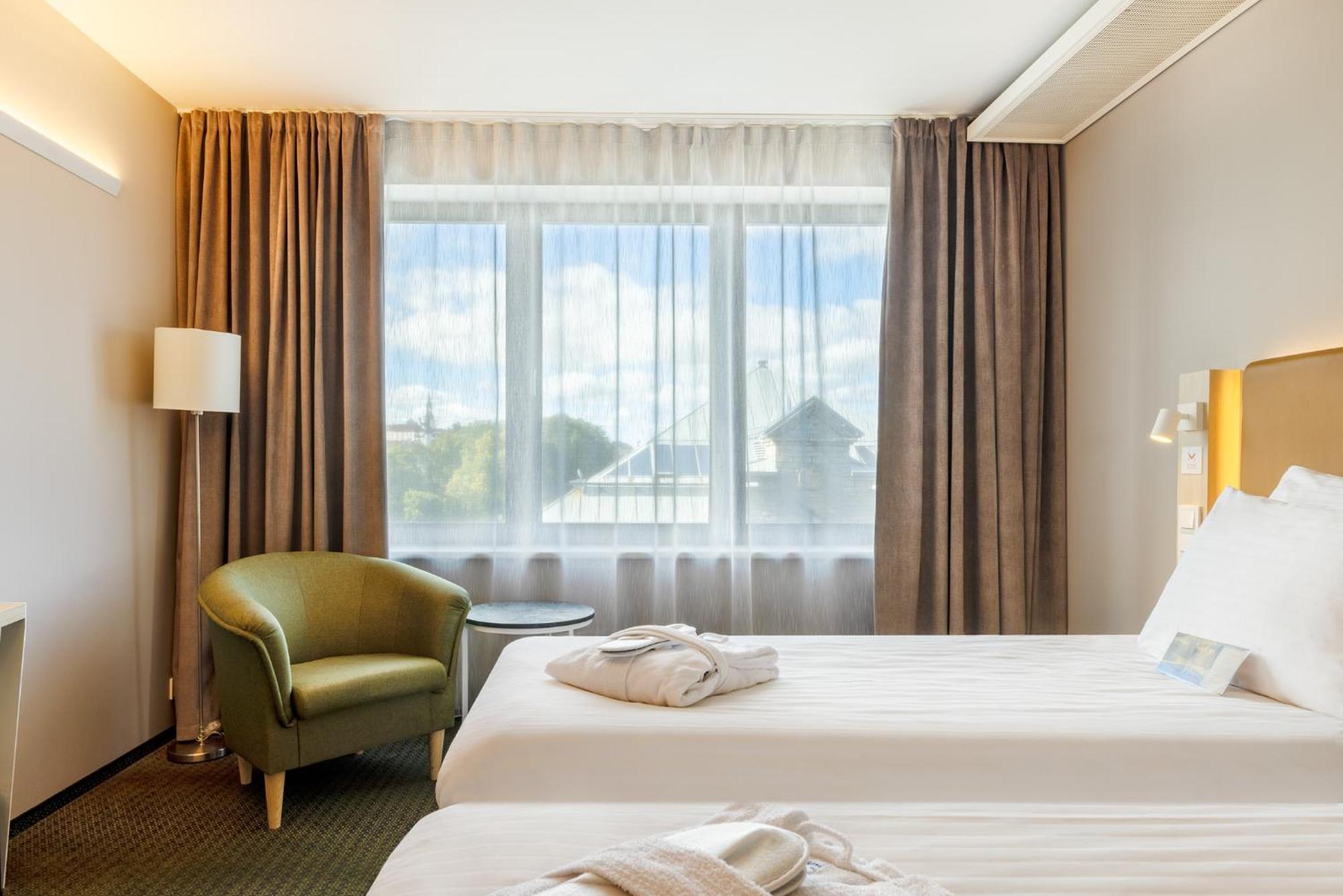 Superior Double or Twin Room Old Town View