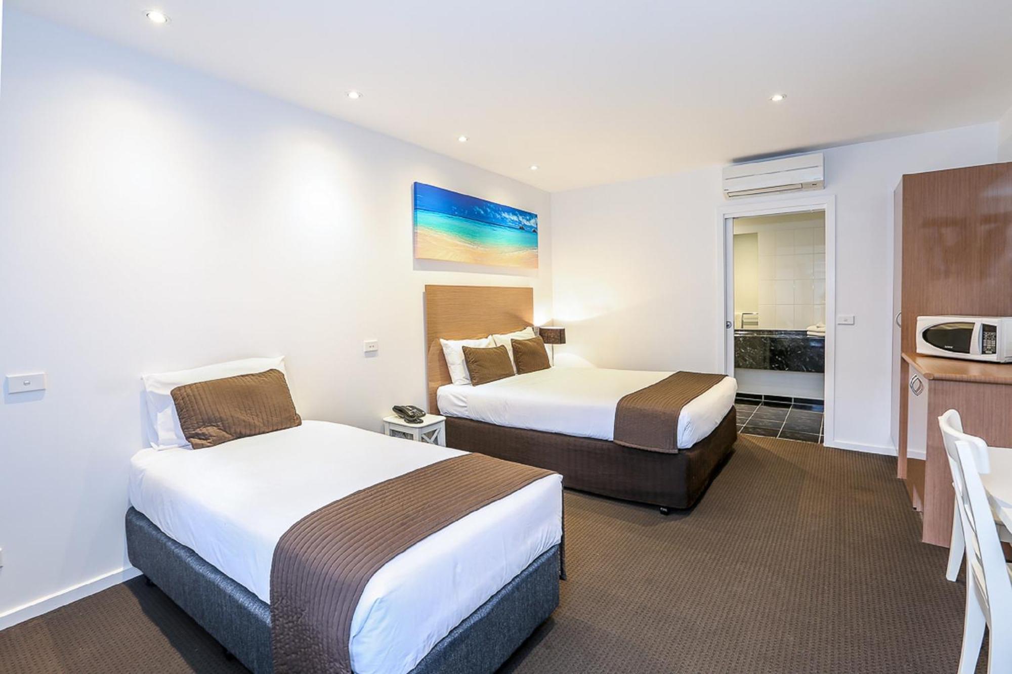 Deluxe Queen or Twin Room,1771861871:JPEG
