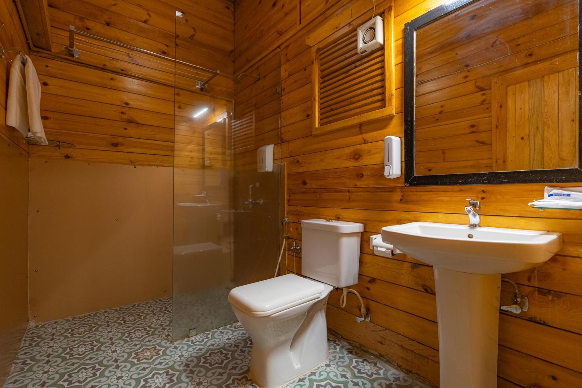 Superior Sea Facing Chalet with Jacuzzi  10% Discount on Food & Beverages - 2+1 Happy Hours offer
