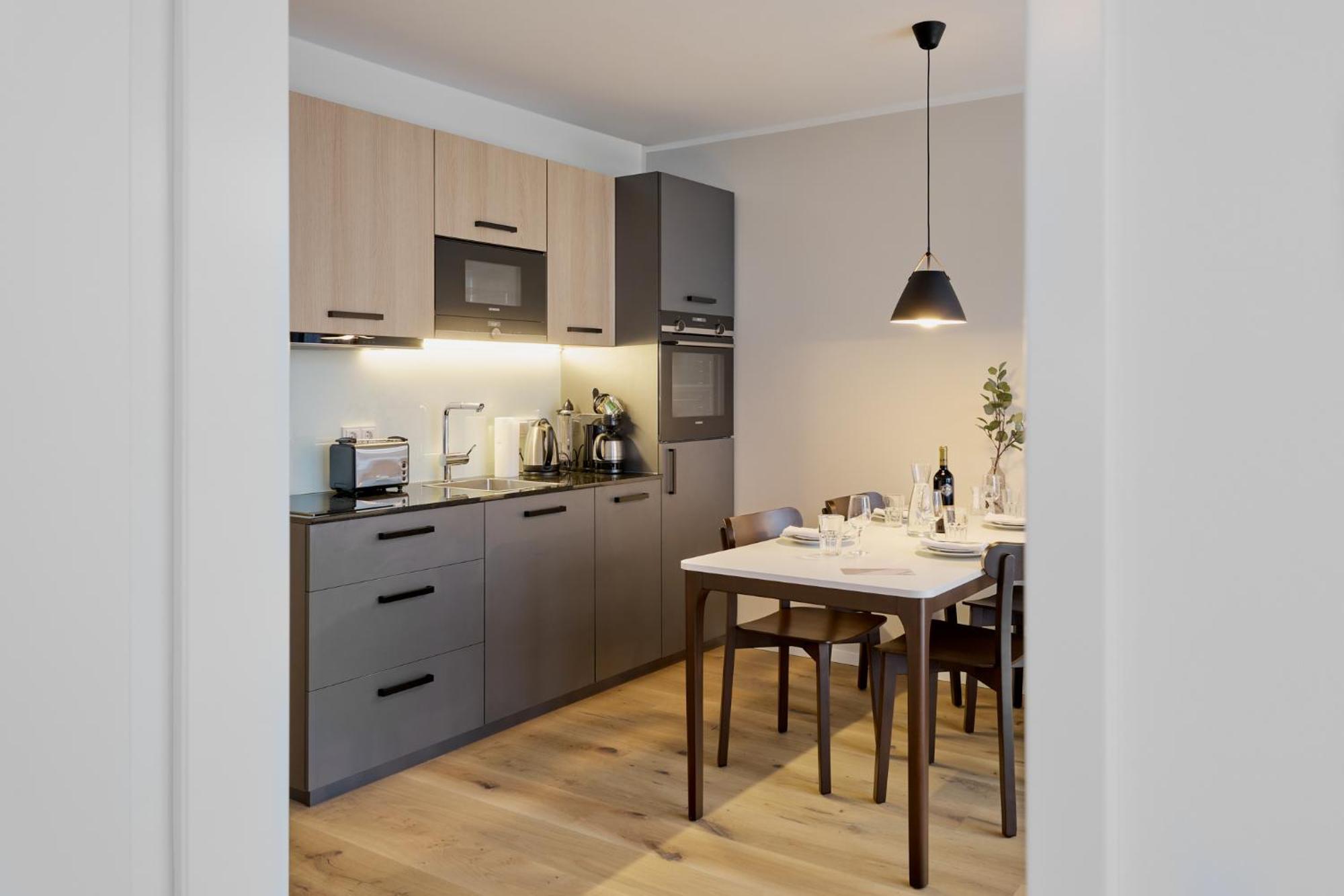 One-Bedroom Apartment