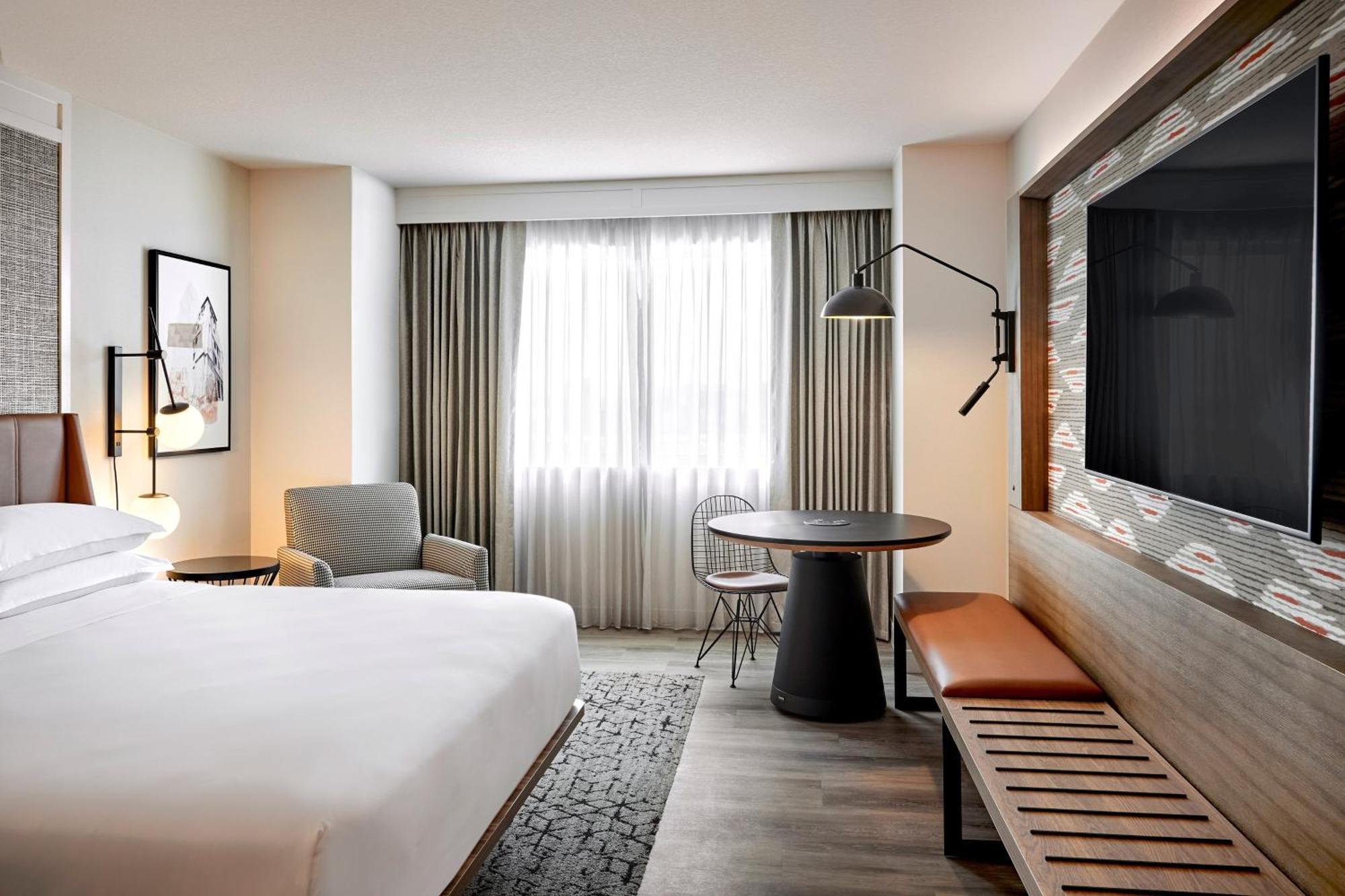Traditional Room, Guest room, 1 King, City view, Low floor