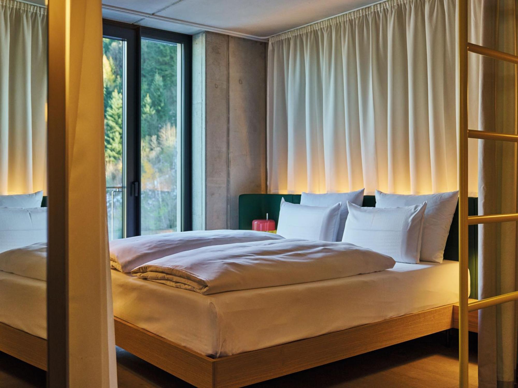 Familienangebot (2 separate Doppelzimmer)
