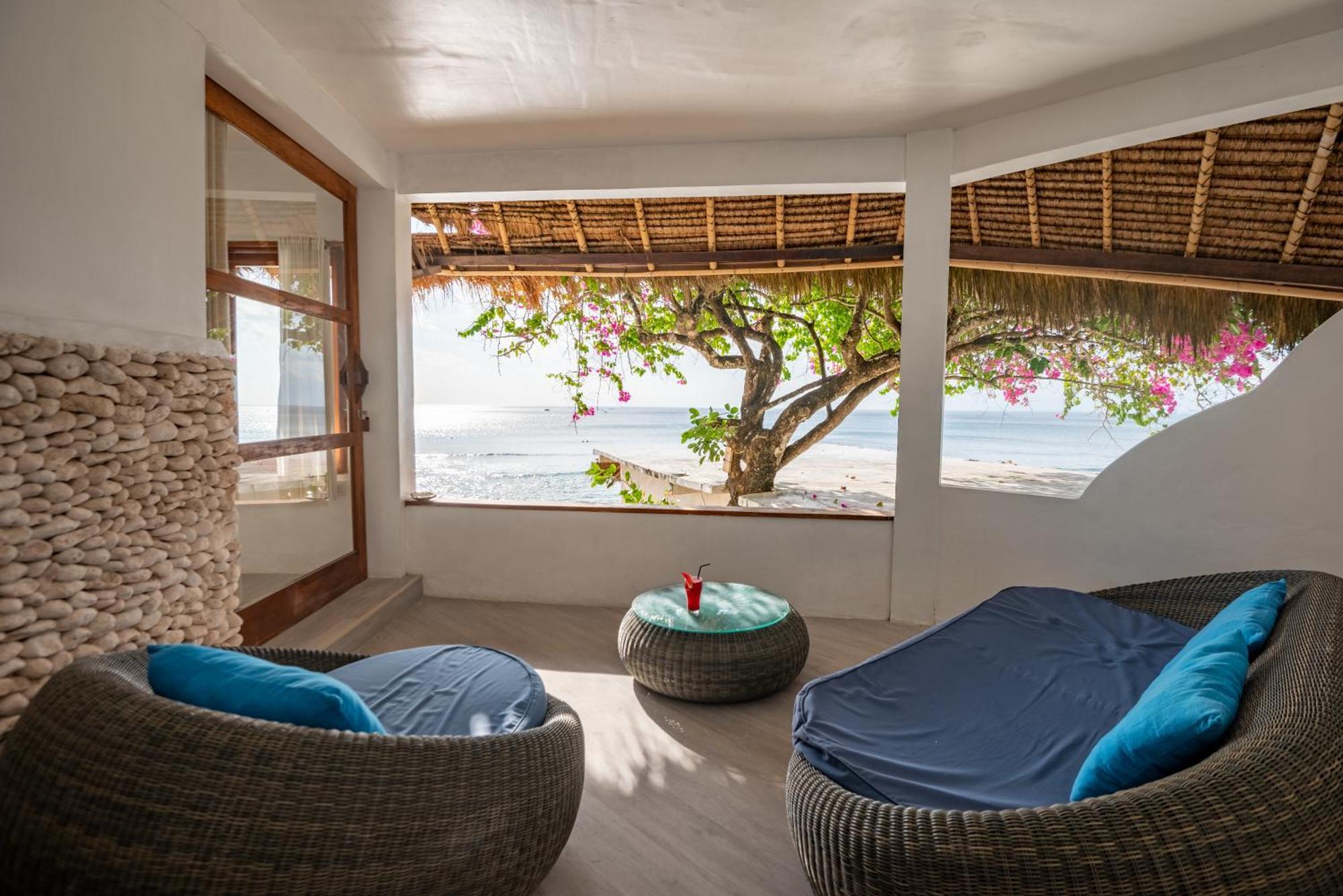 Bungalow with Sea View