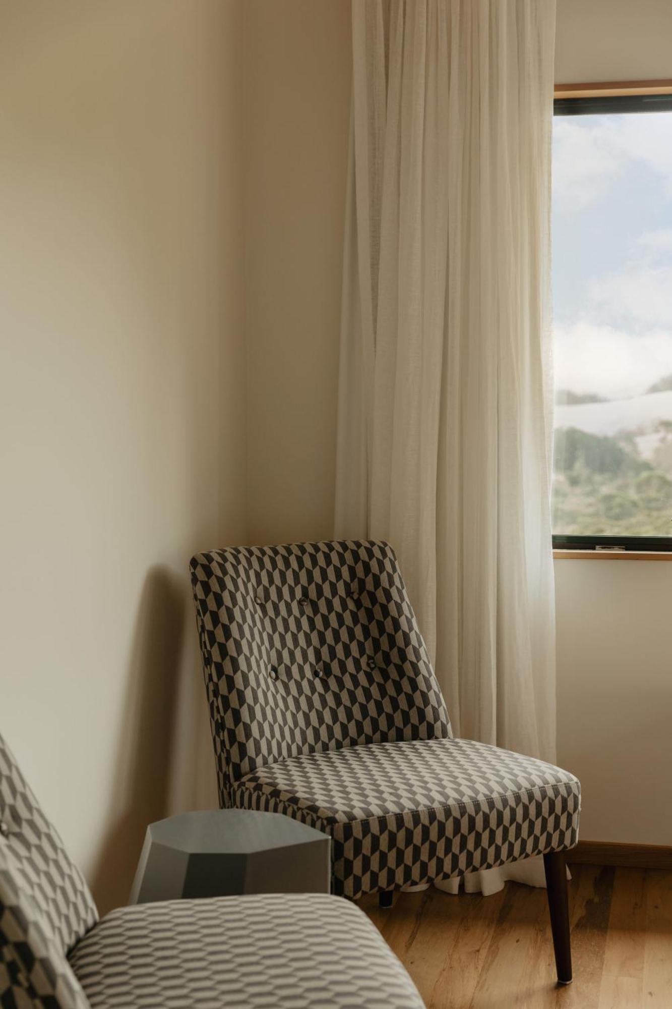 King Room Mountain View
