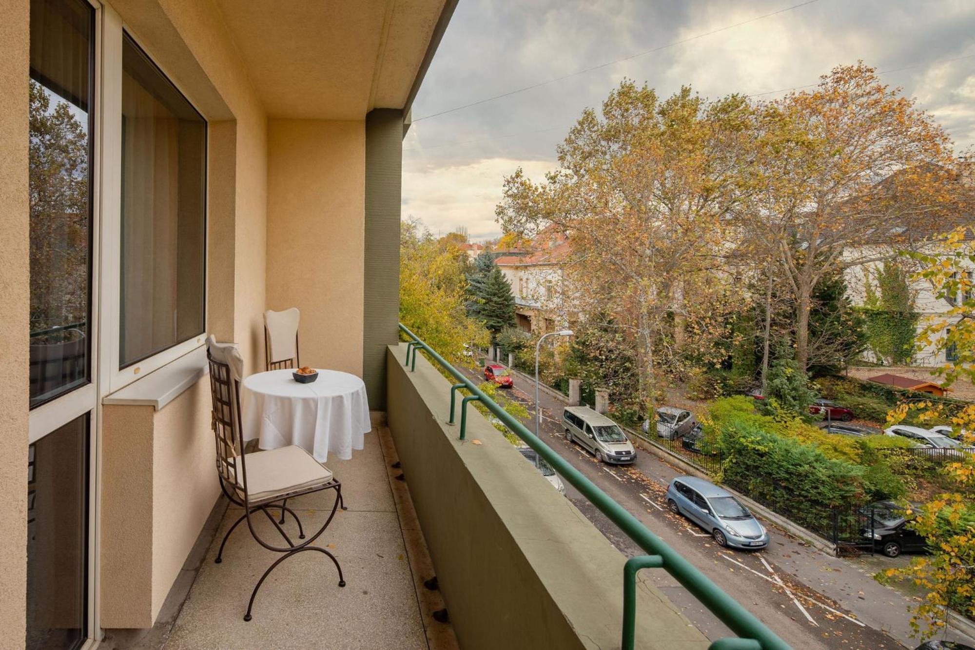 Ambassador Suite