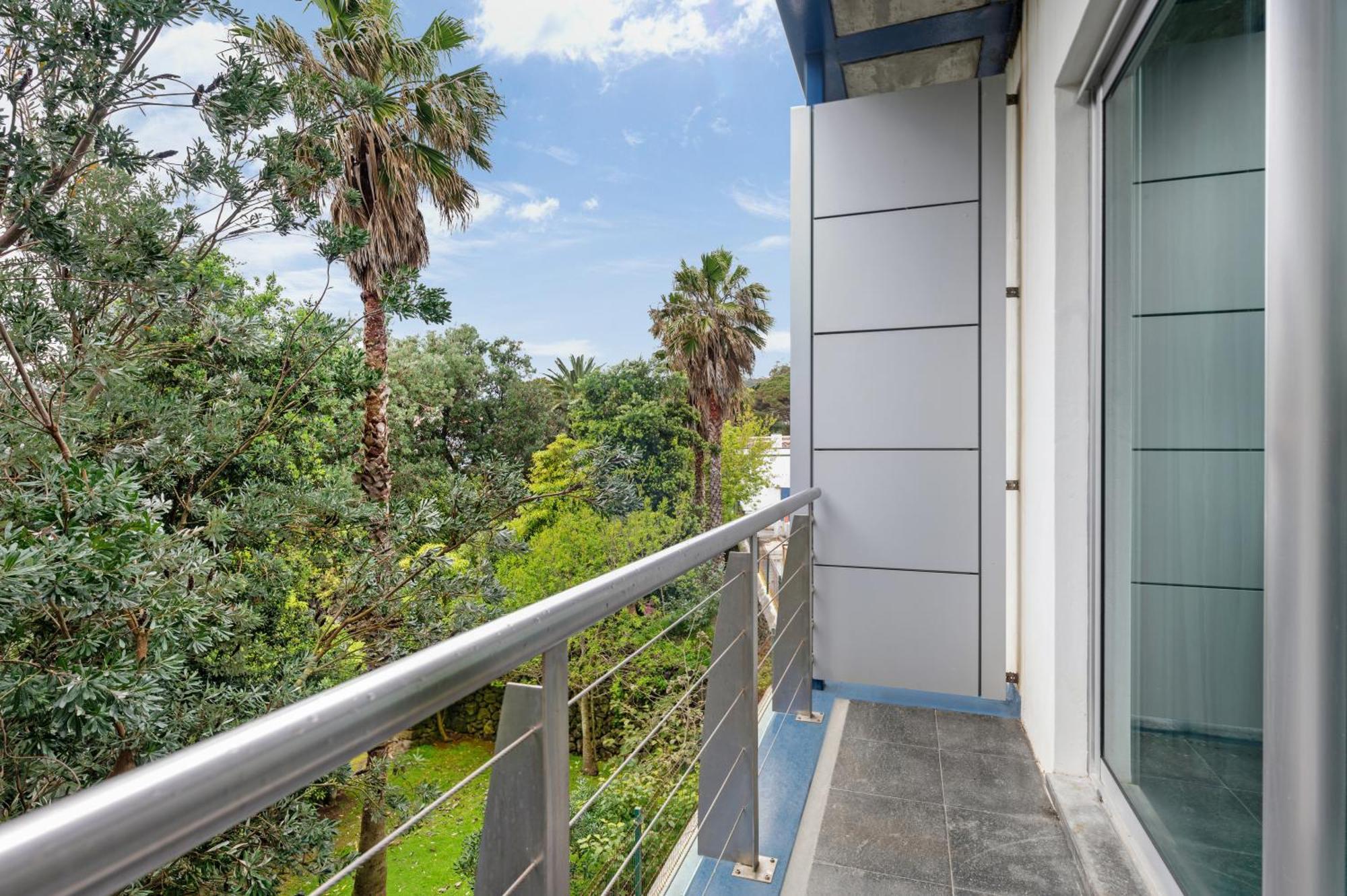 Twin Junior Suite with Garden View