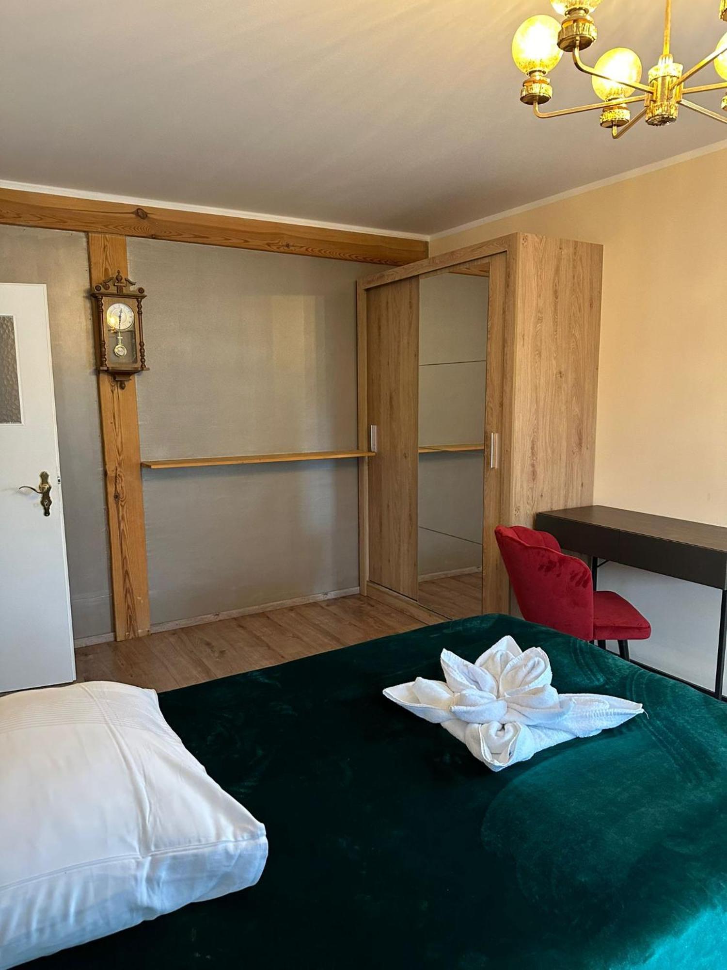 Holiday Home,1539129679:JPEG