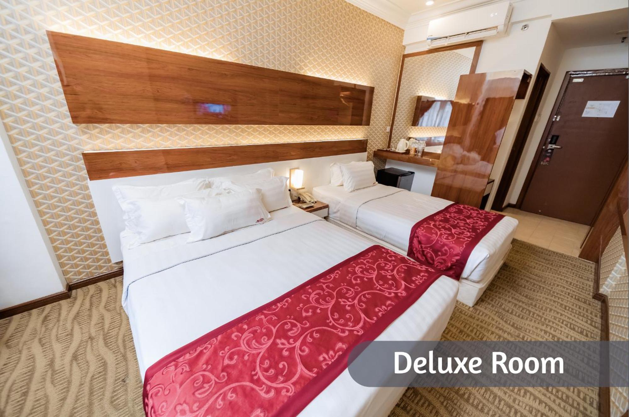Deluxe Family Room