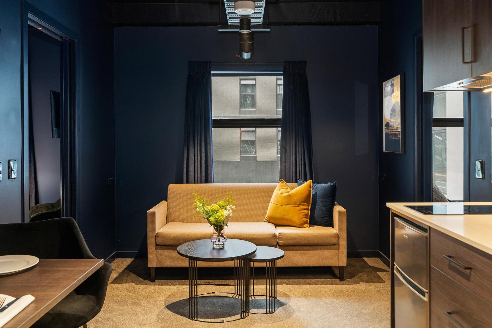 Two Bedroom Metro