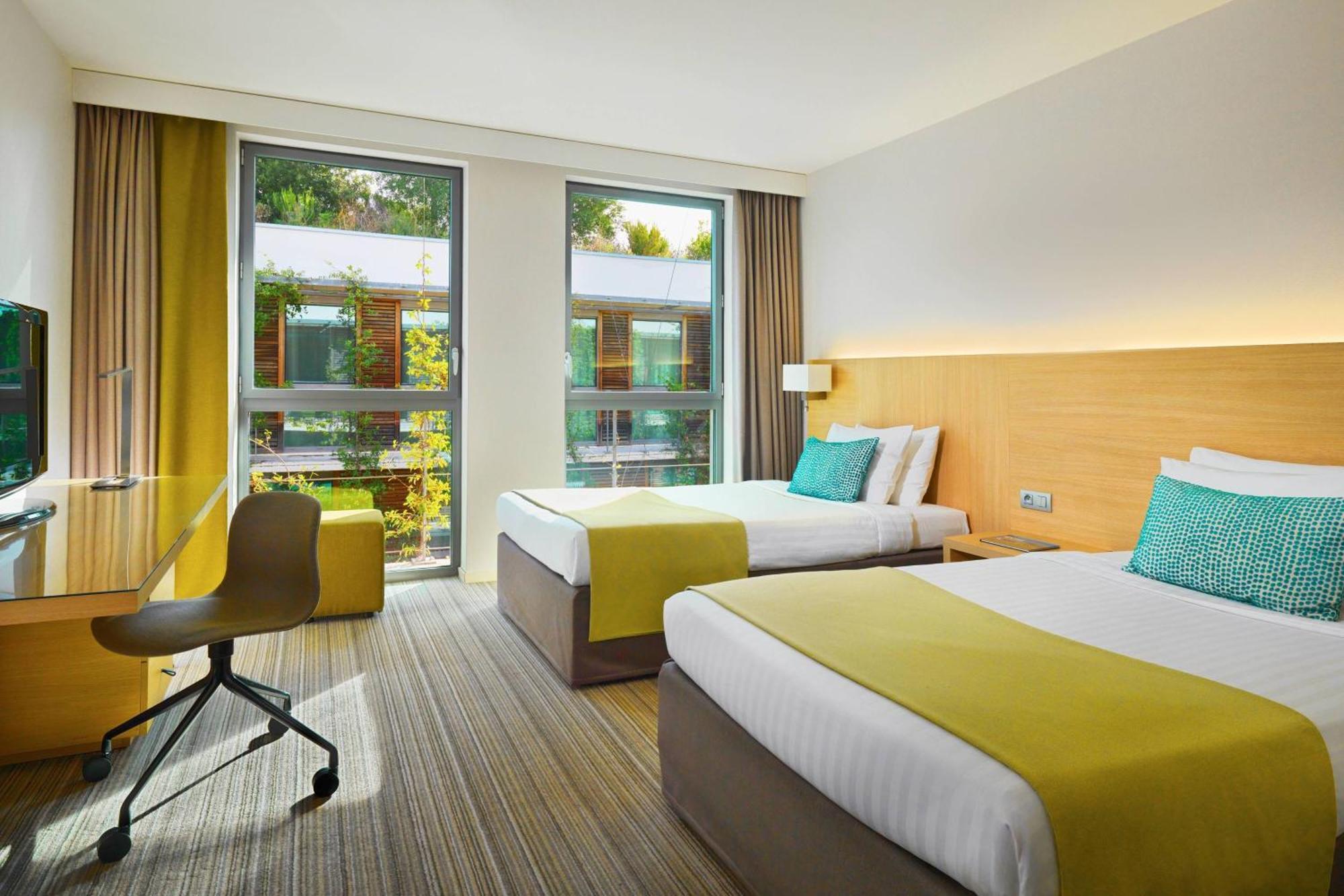 Standard Twin Room,1546627534:JPEG