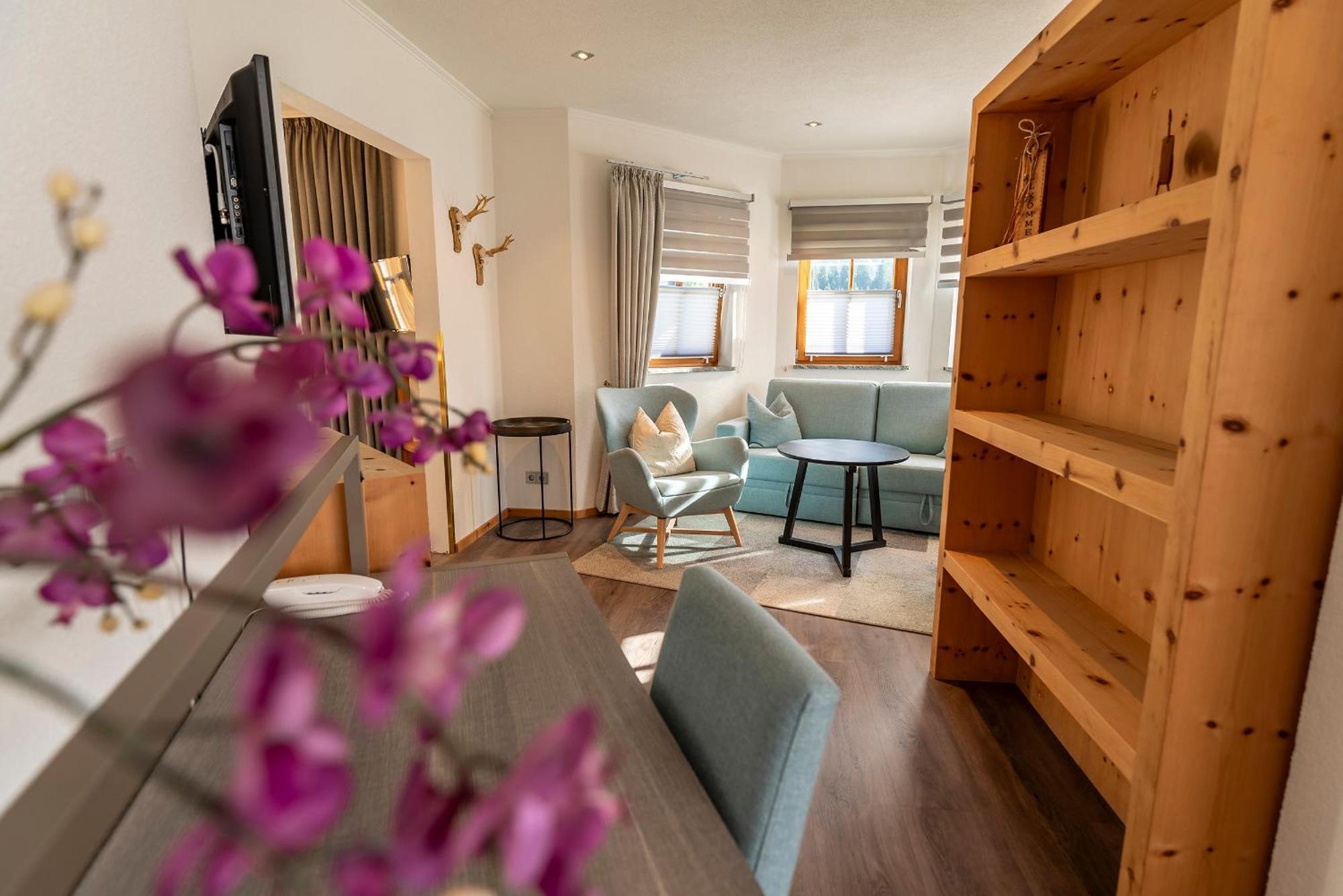 Suite (no dogs)