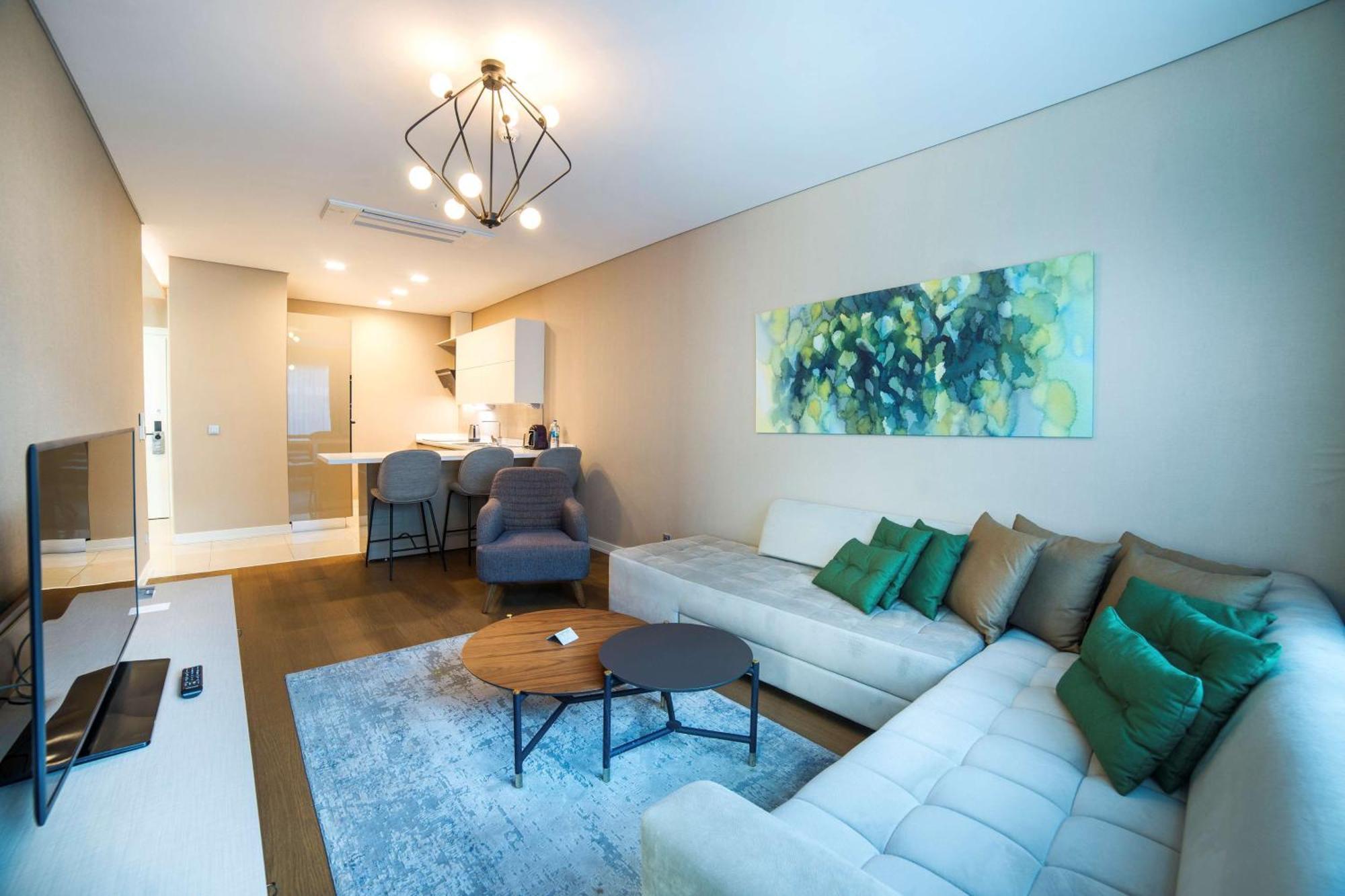 One-Bedroom Apartment