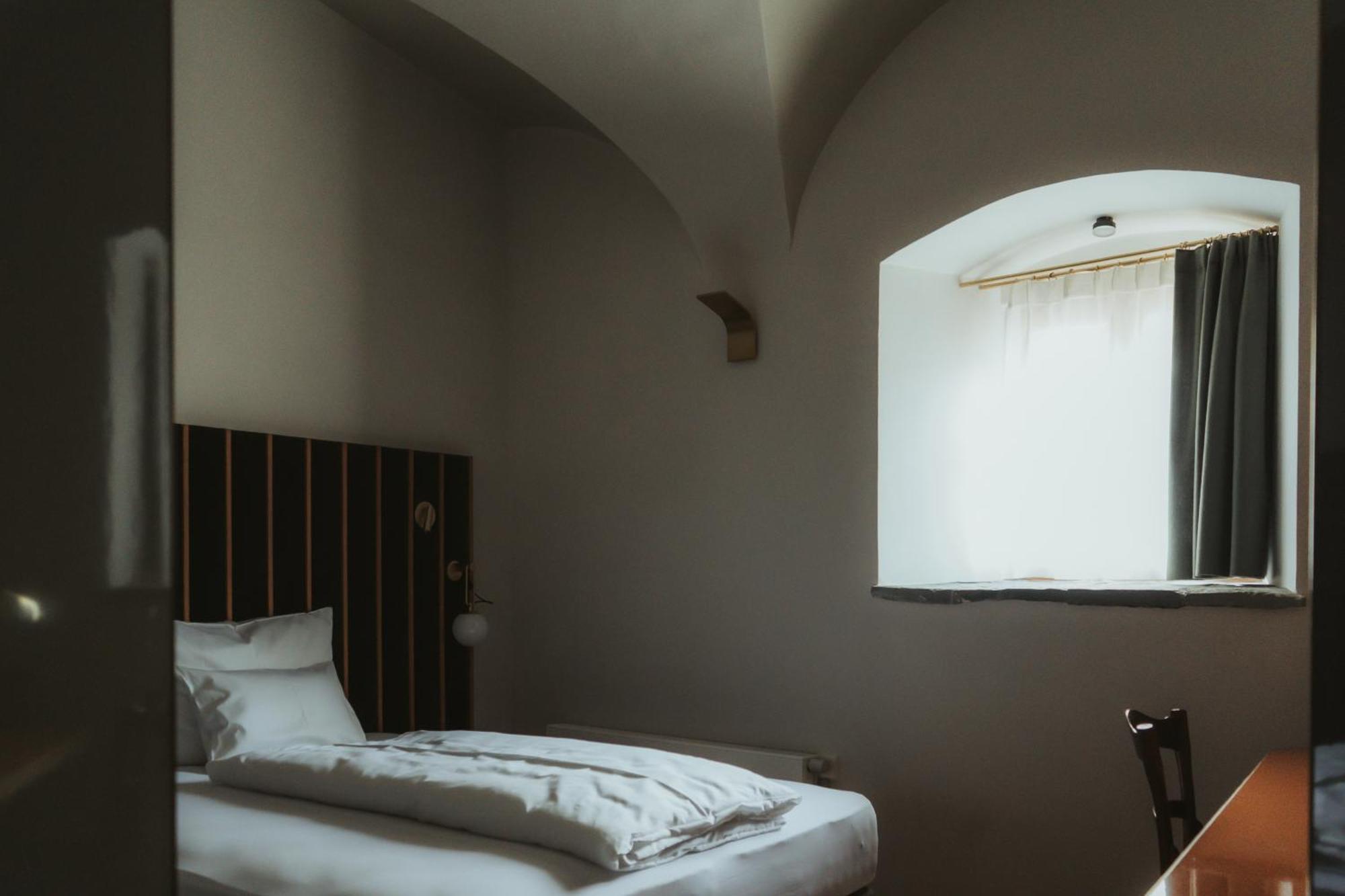 Camera Singola con Bagno Privato
