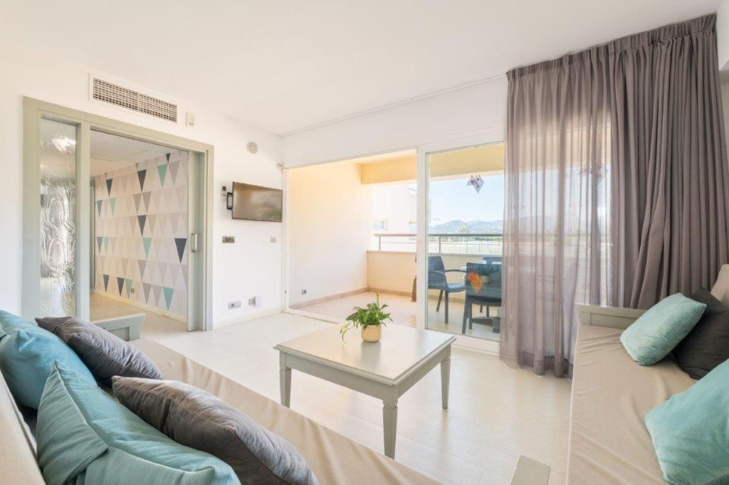 One-Bedroom Premium Apartment