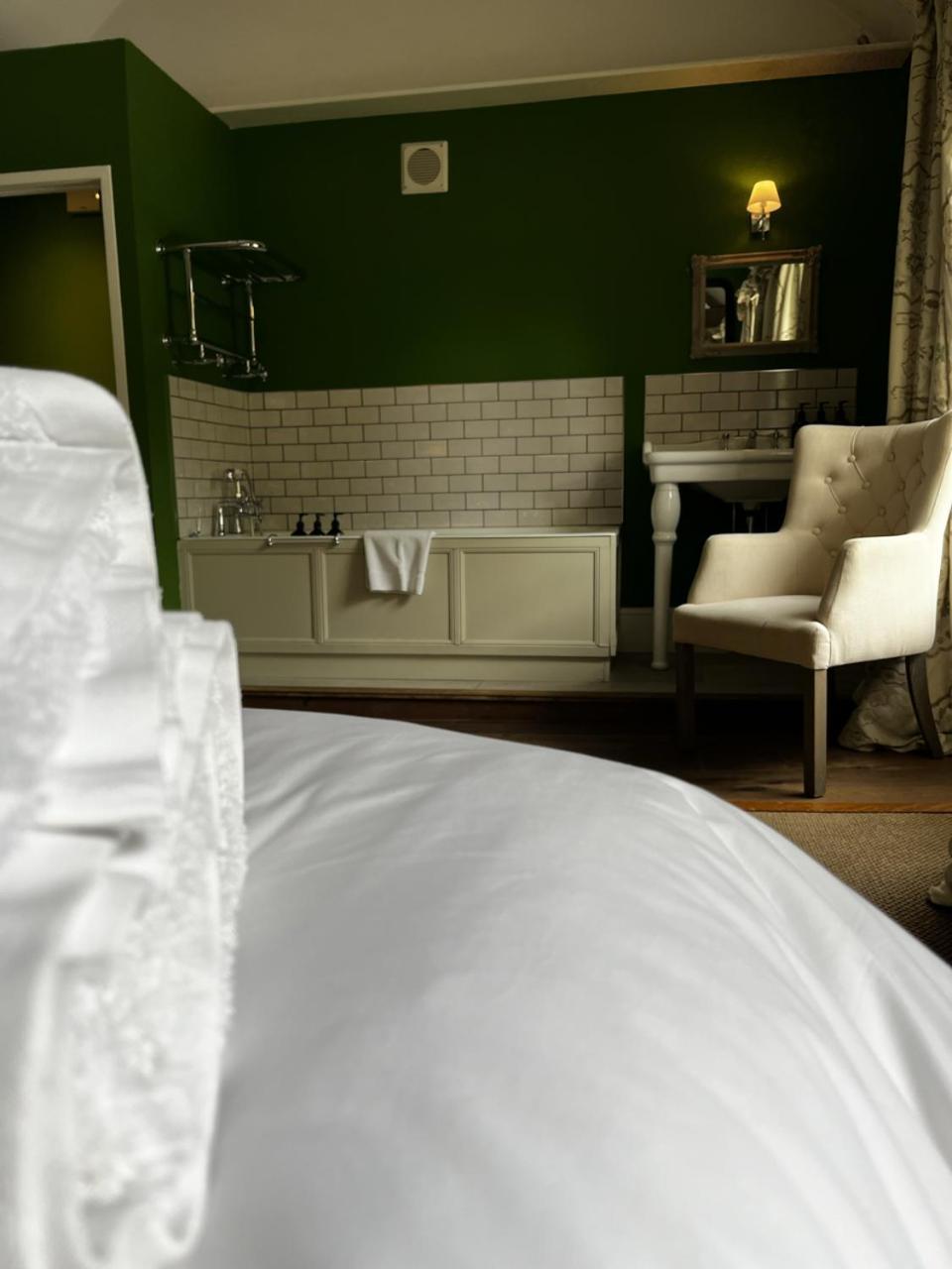 Deluxe Double Room with Bath