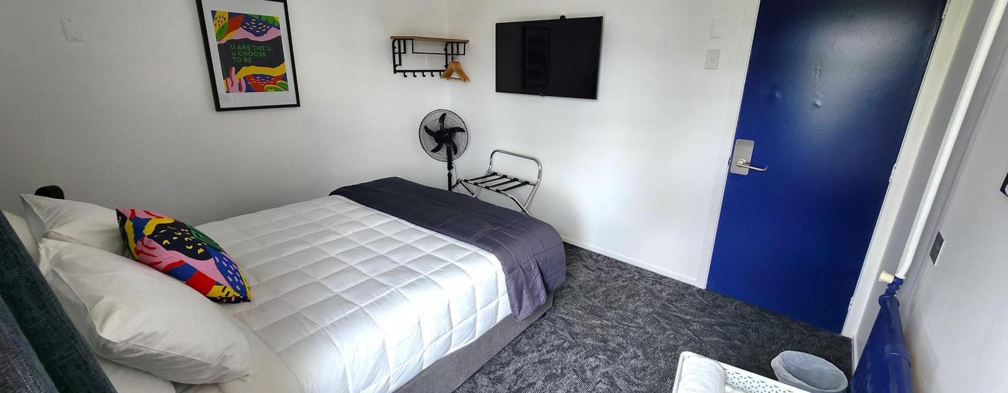 Queen Room