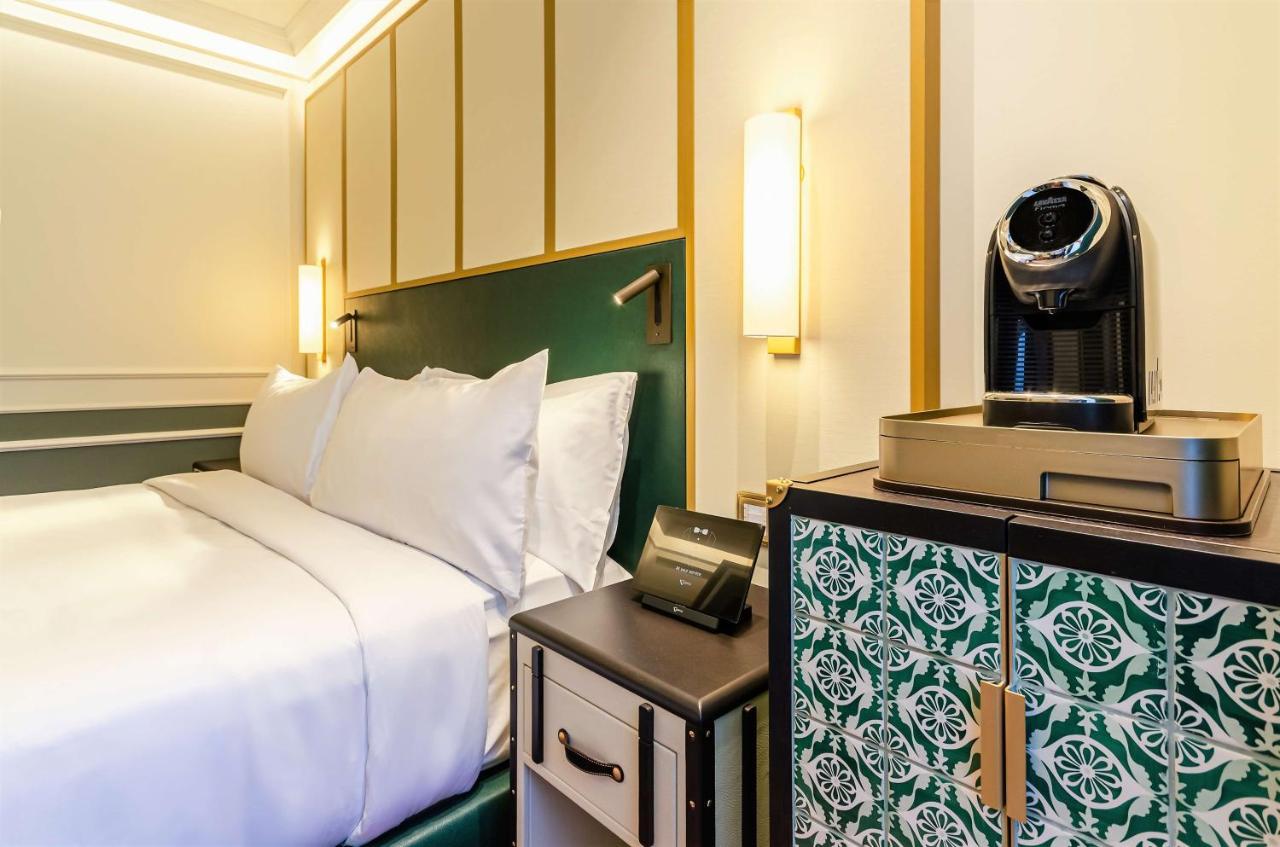 King Guest Room,1552459666:JPEG