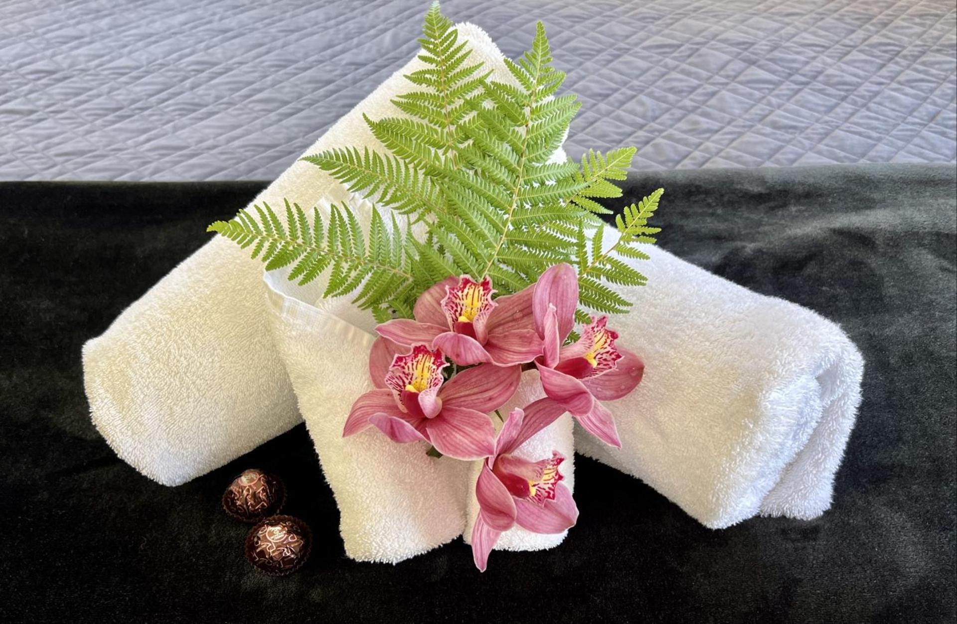 Studio Spa Bath