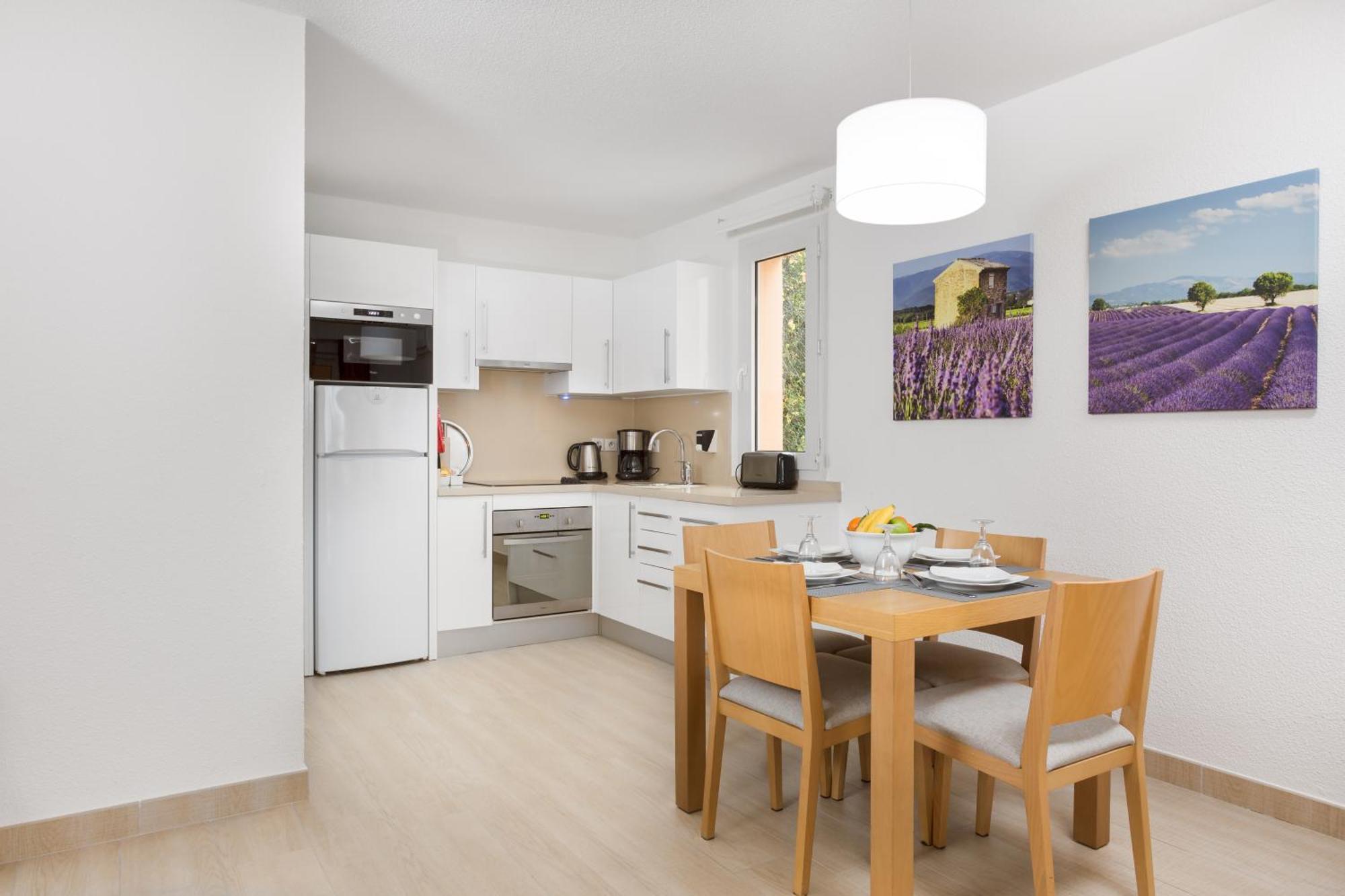 One-Bedroom Apartment,1546768291:JPEG