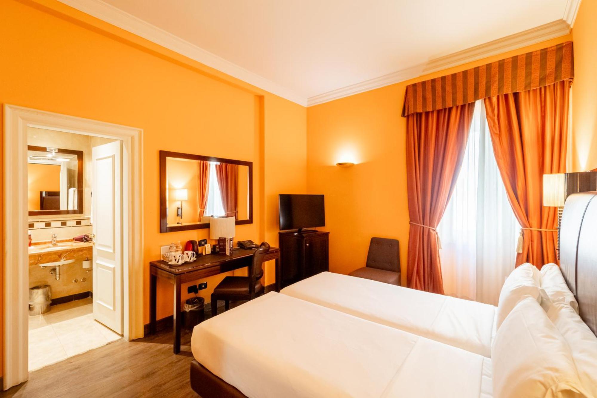 Classic Double Room