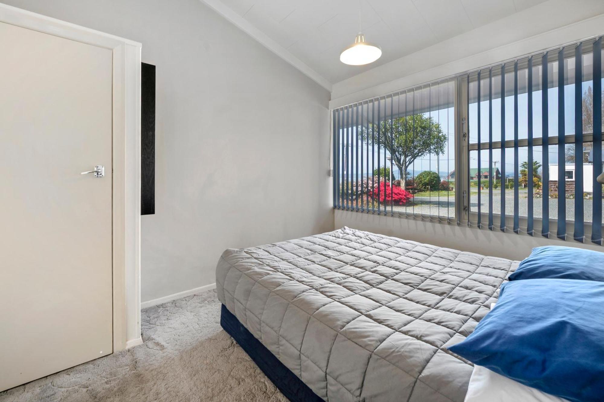 Studio Apartment Comfort Partial Lake View