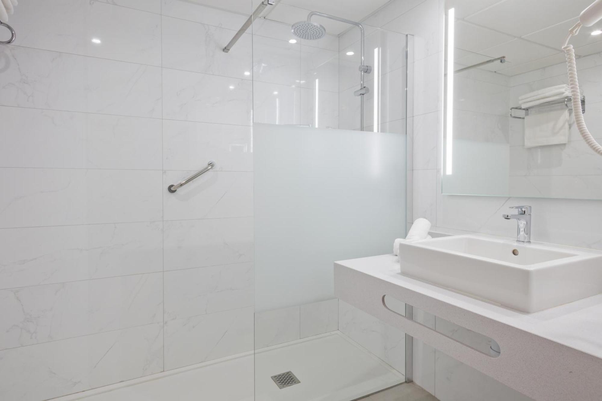 Double Room,1547108620:JPEG