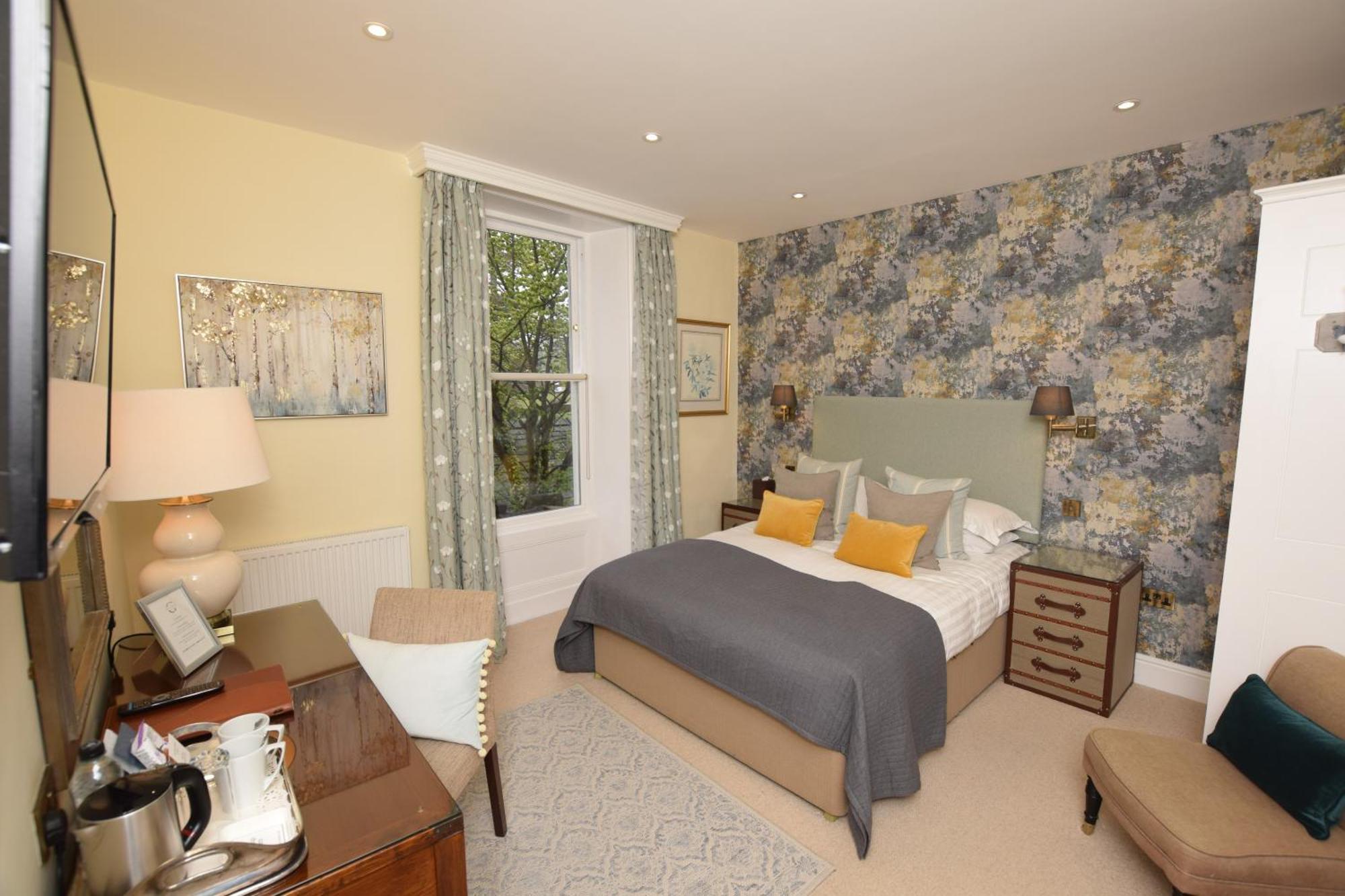 Deluxe Double or Twin Room with Garden View