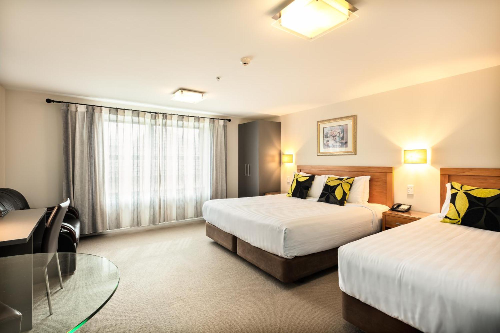 Executive Suite Kitchen