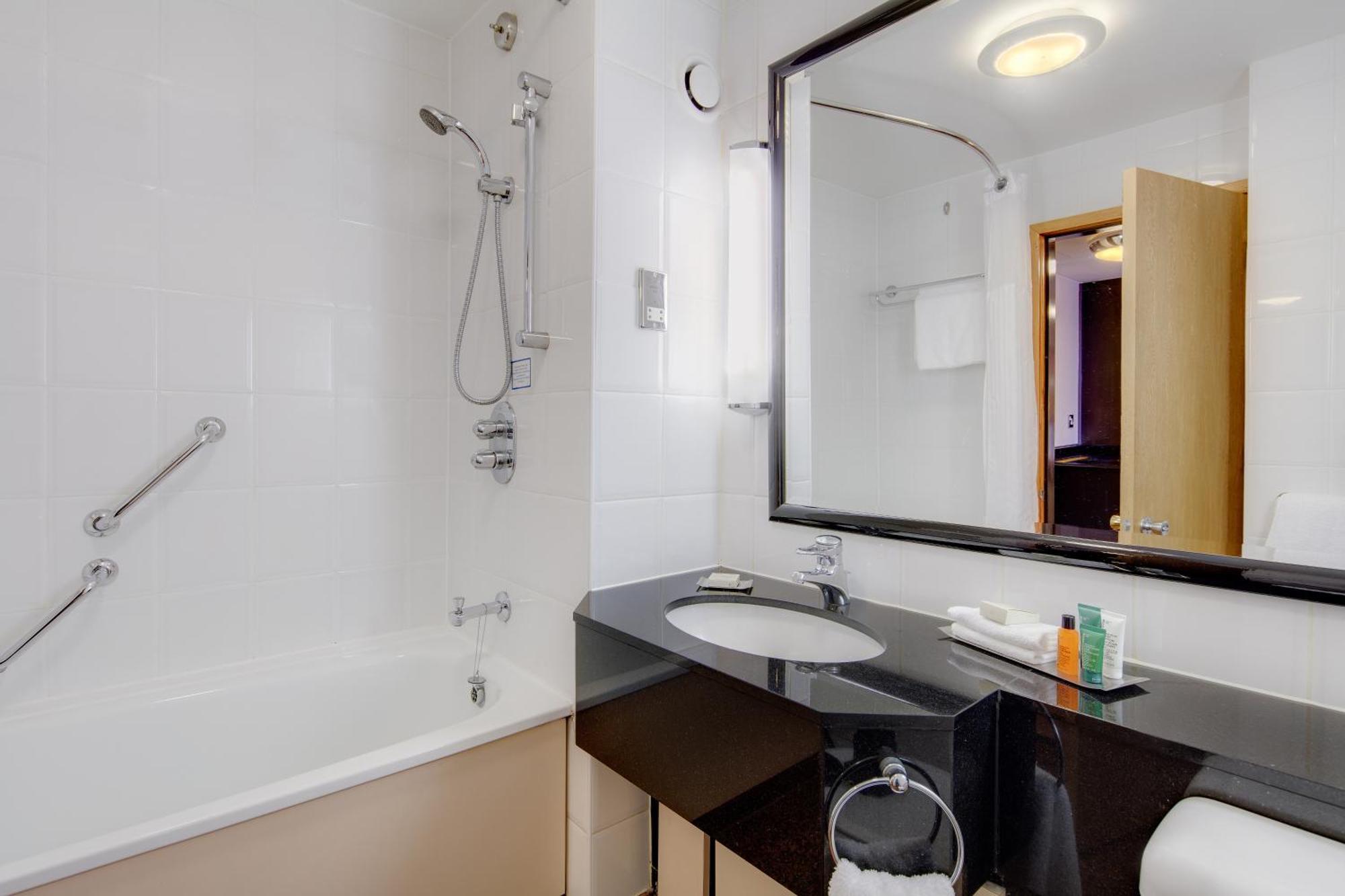 Doppelzimmer mit 2 Doppelbetten