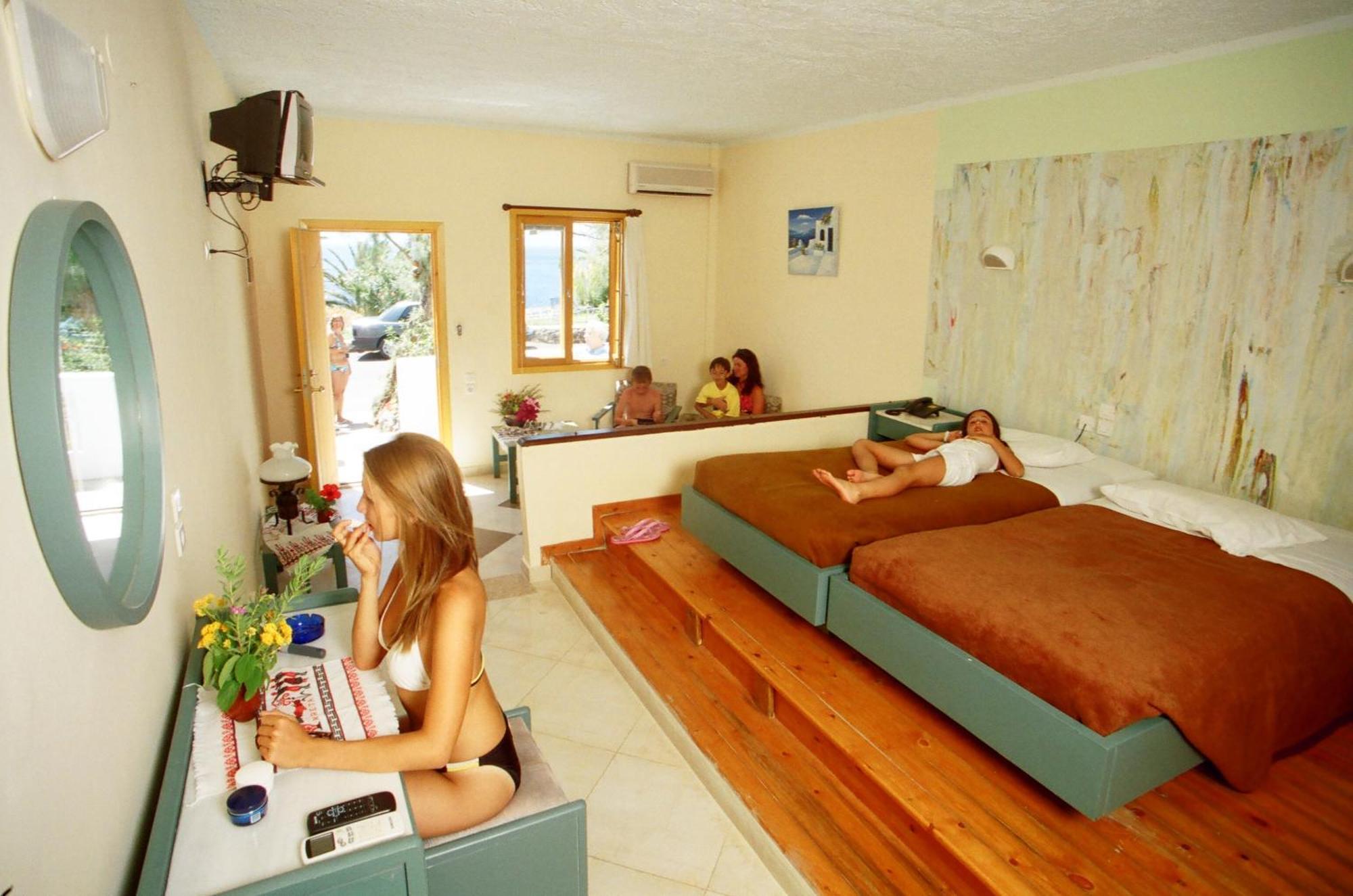 Classic Family Bungalow Sea view,1588049773:JPEG