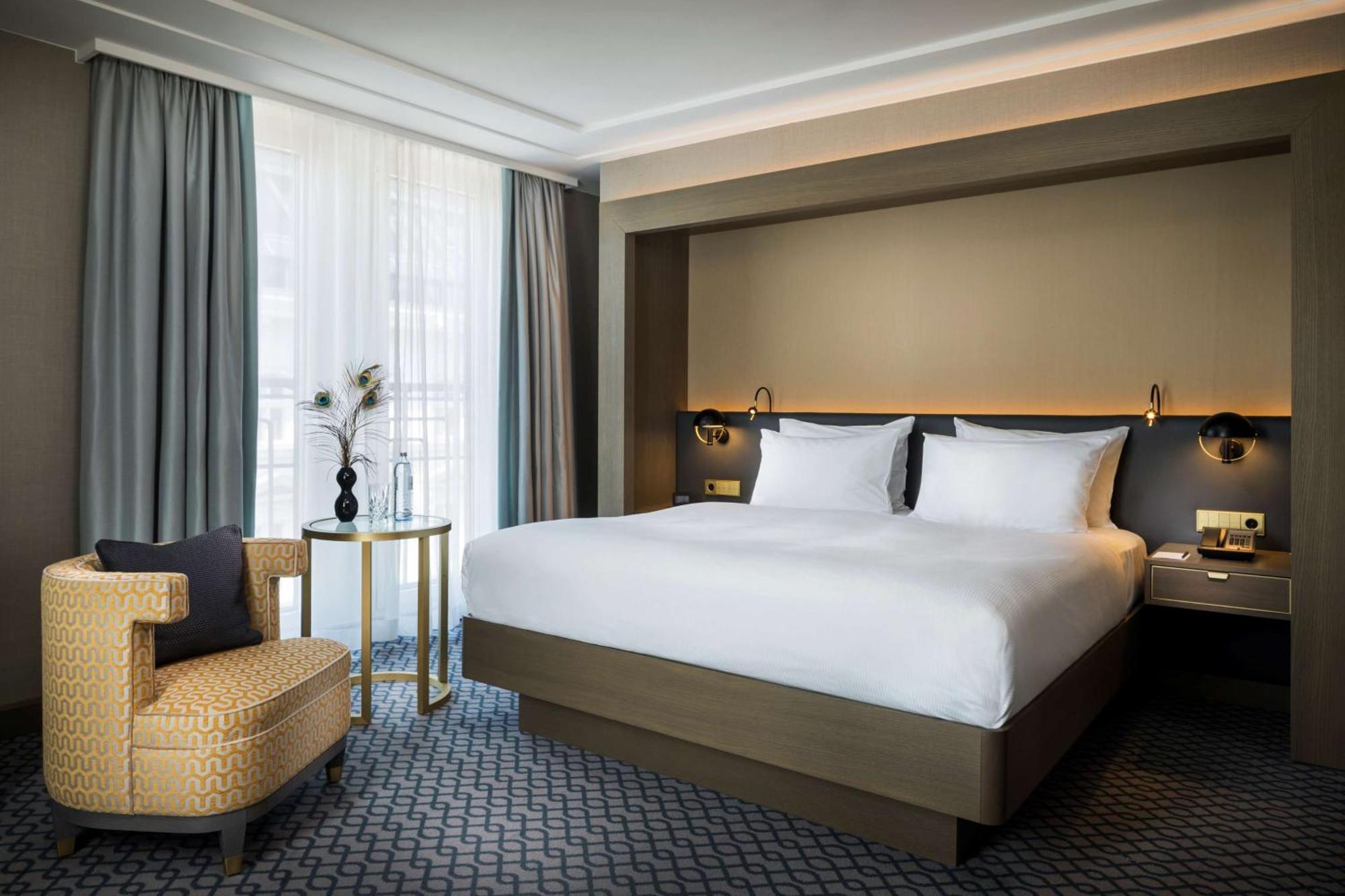 King Executive Room,1698854931:JPEG