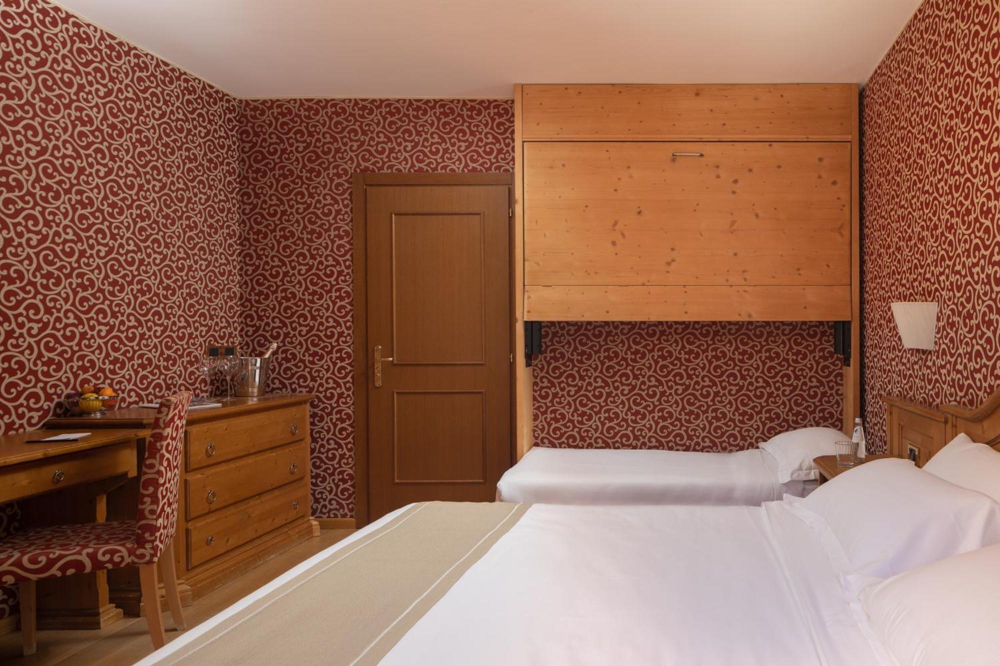 Classic Triple Room