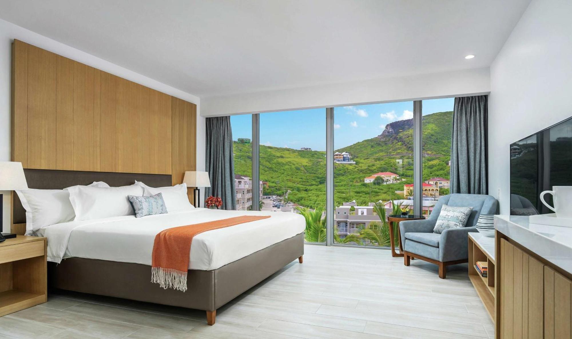 King Room with Mountain View
