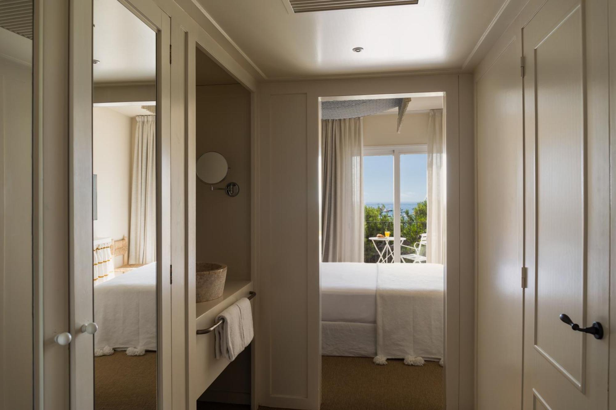 Double Room Sea View,1588041652:JPEG