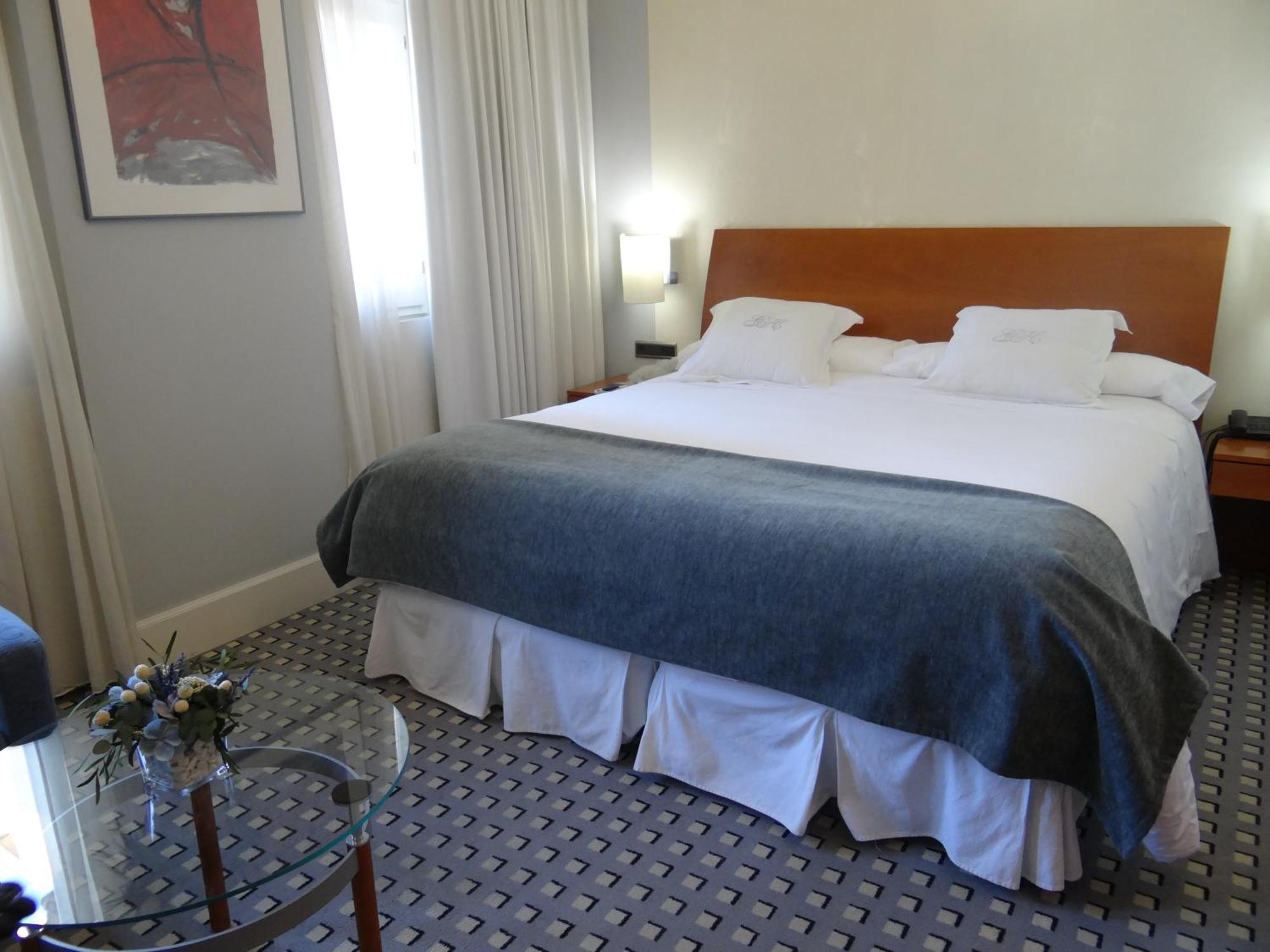 Executive Queen Room