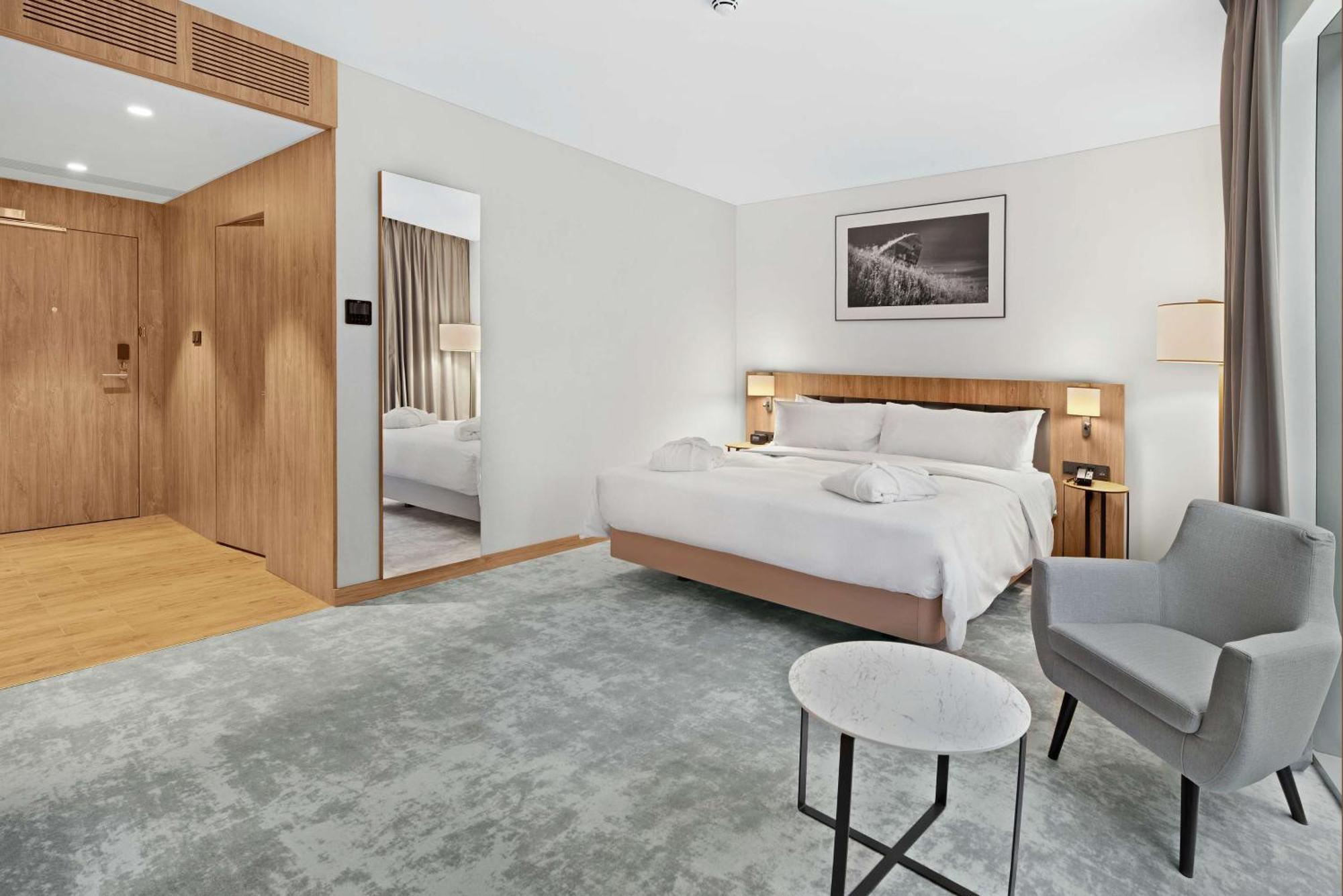 Deluxe Zimmer mit Kingsize-Bett