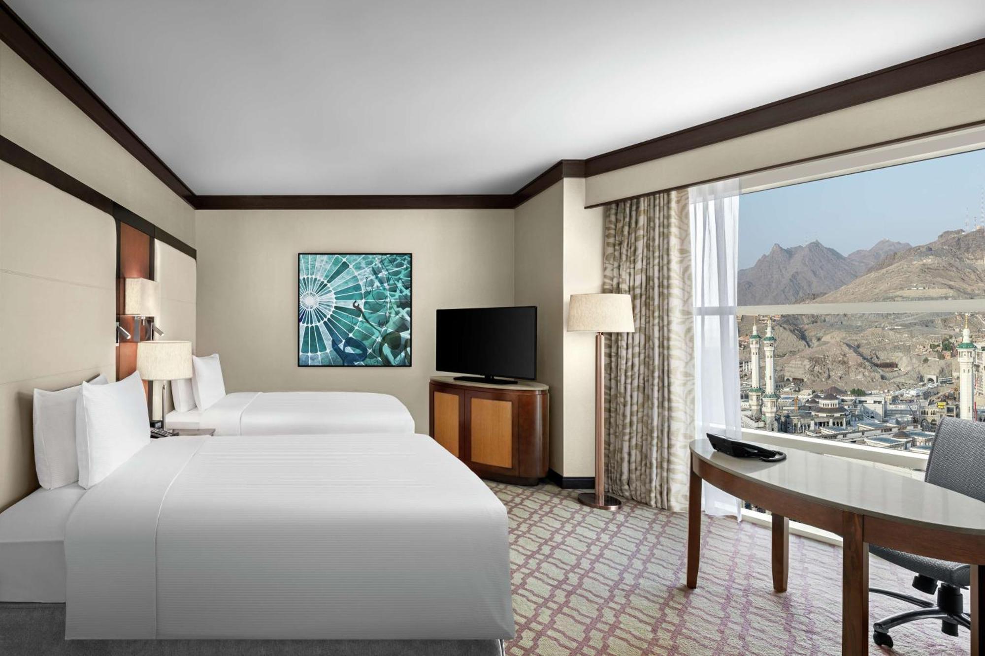 Presidential Suite with Haram View