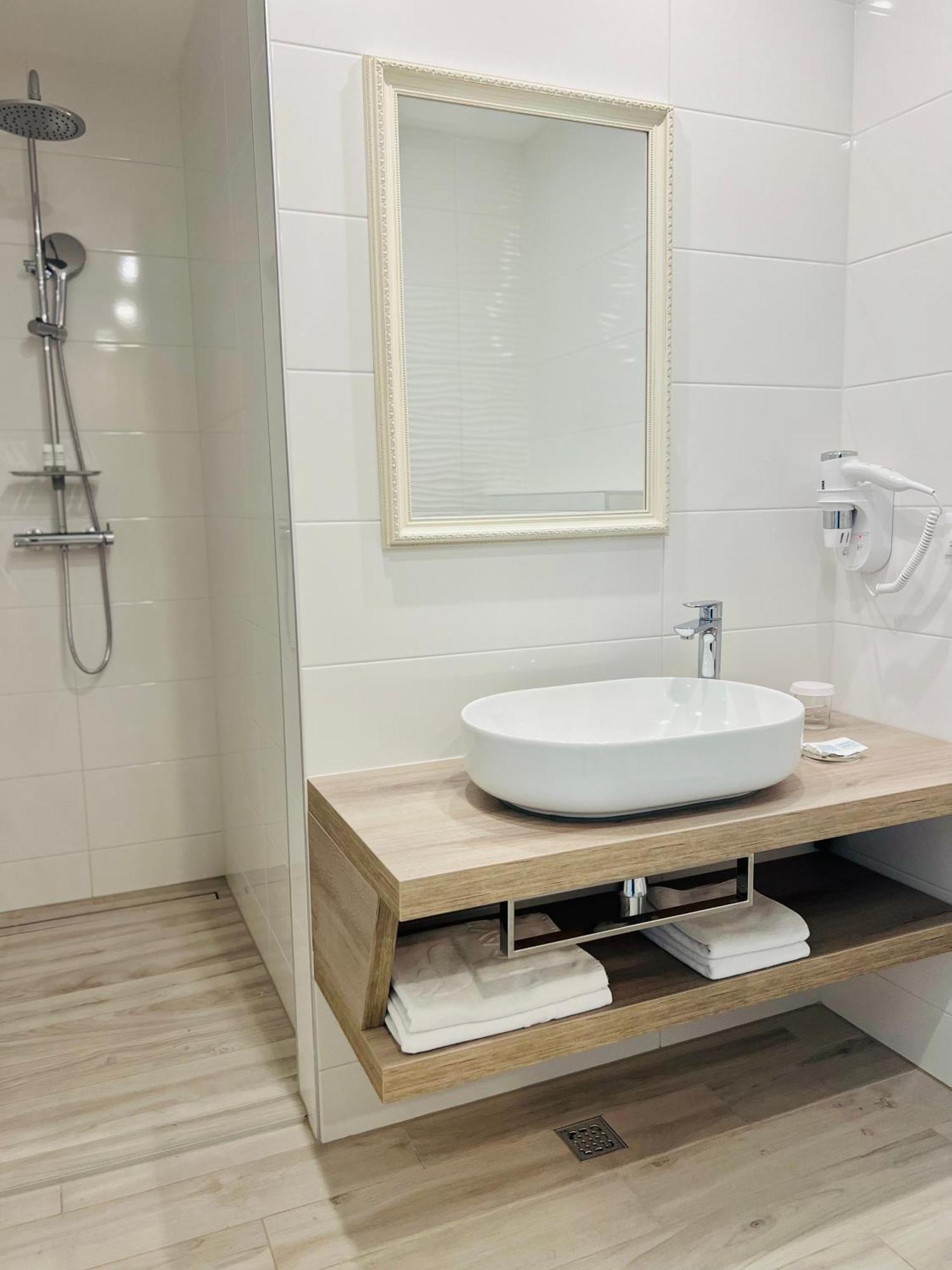 Executive Suite mit Balkon und Meerblick