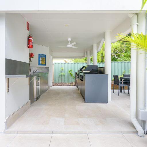 Superior One-Bedroom Apartment