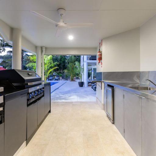 Superior One-Bedroom Apartment