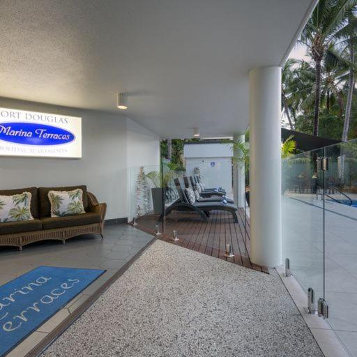 Superior One-Bedroom Apartment