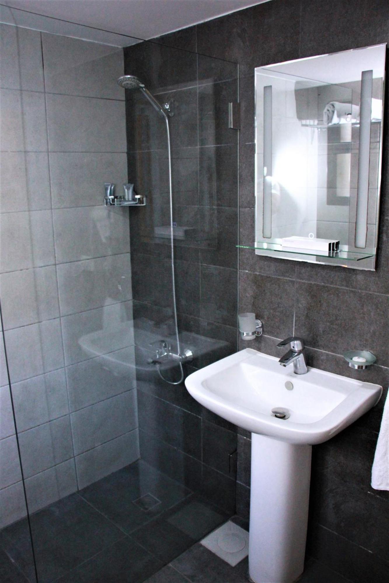 Habitación Doble Deluxe con balcón - 2 camas