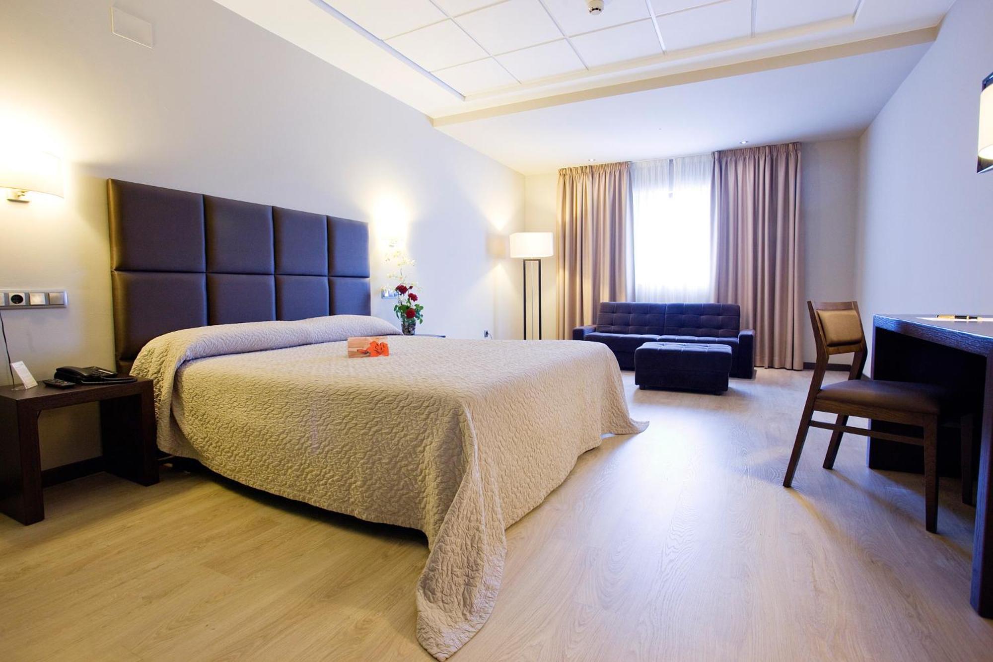 Superior Double Room,1214675893:JPEG